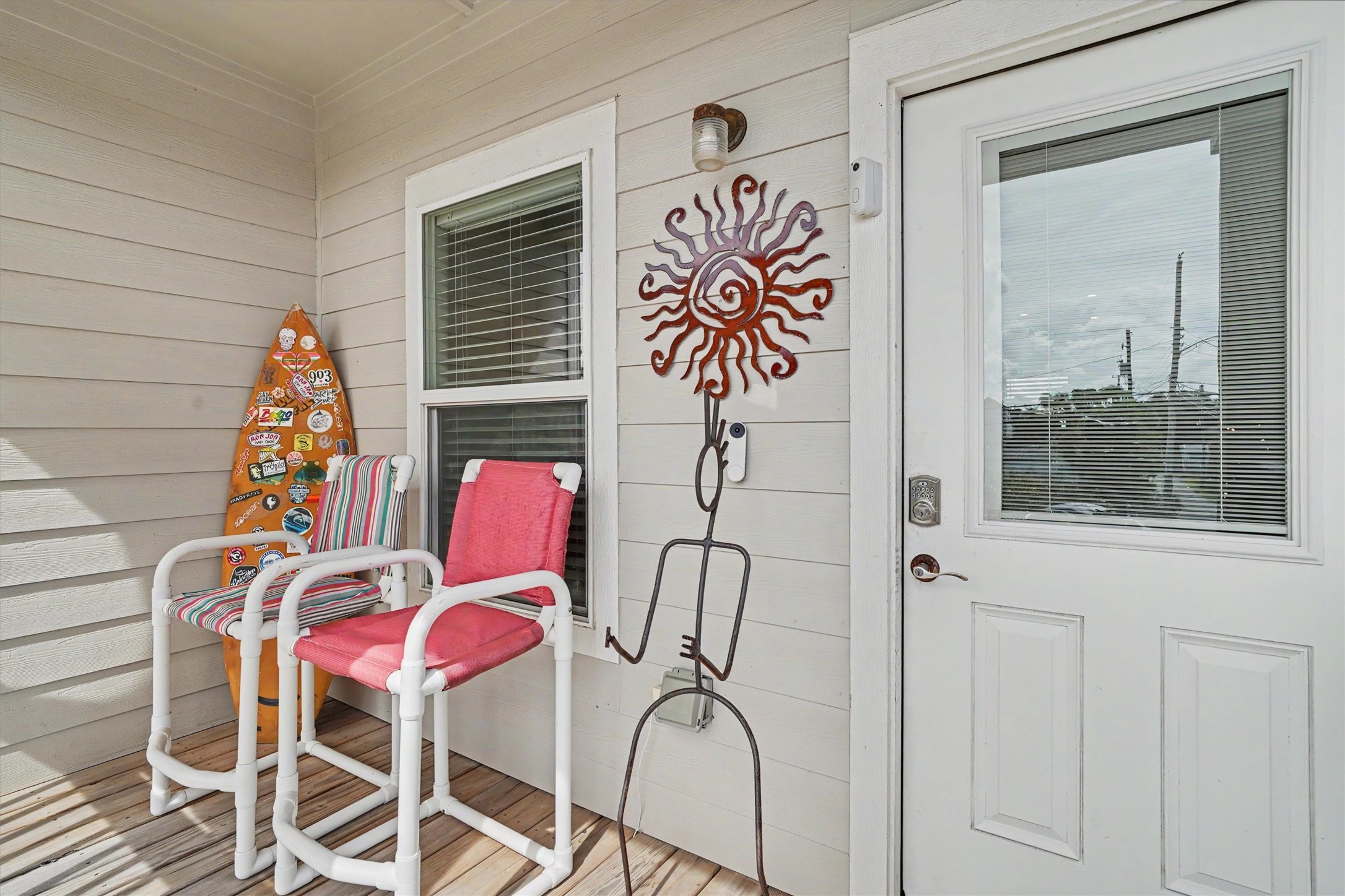 710 35th Street Property Photo 2