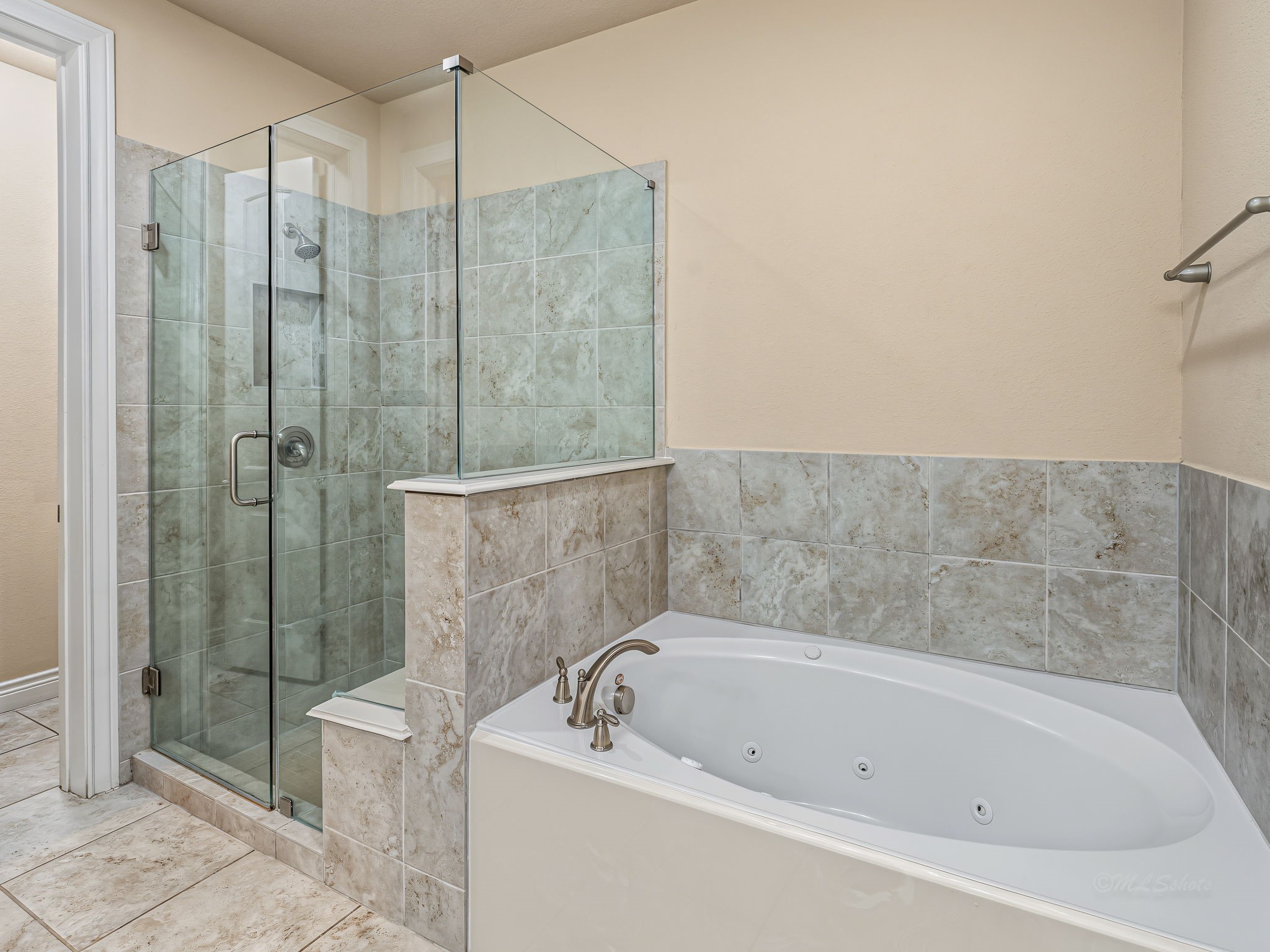 24227 Peralta Glen Lane Property Photo 24