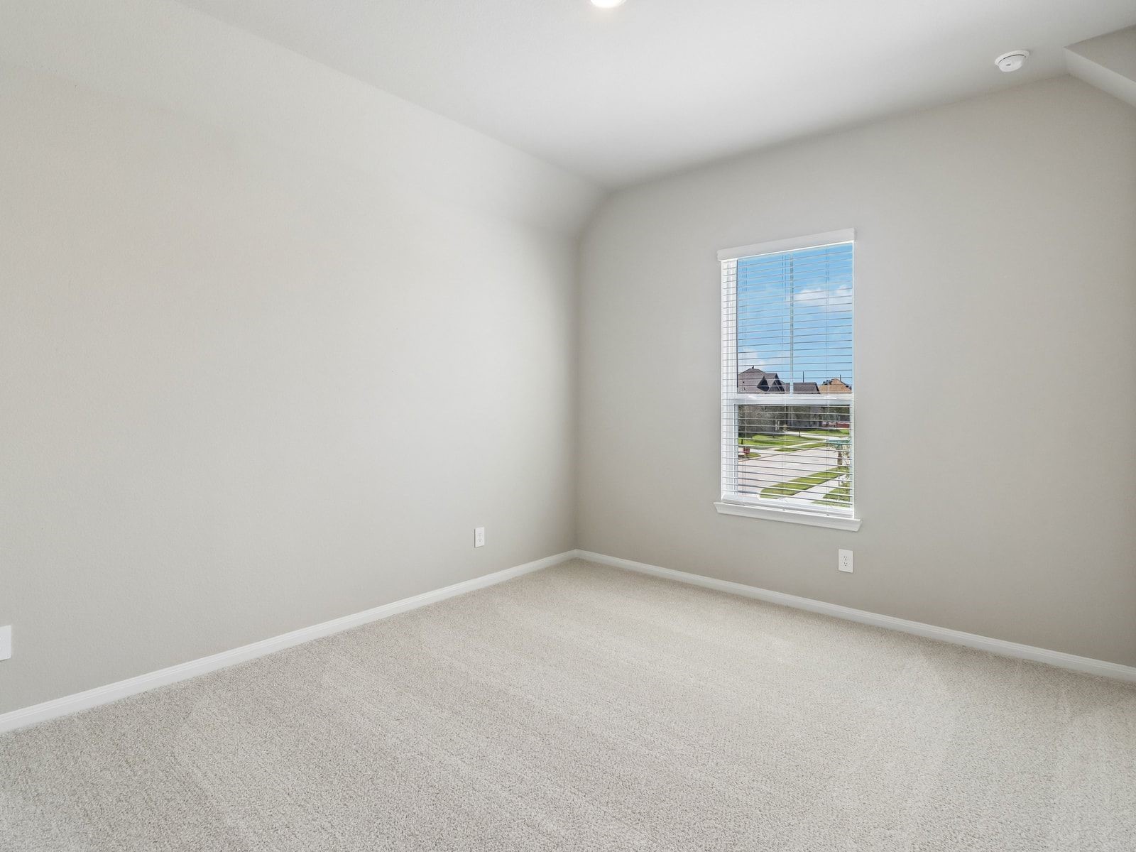6103 Golden Plover Lane Property Photo 17