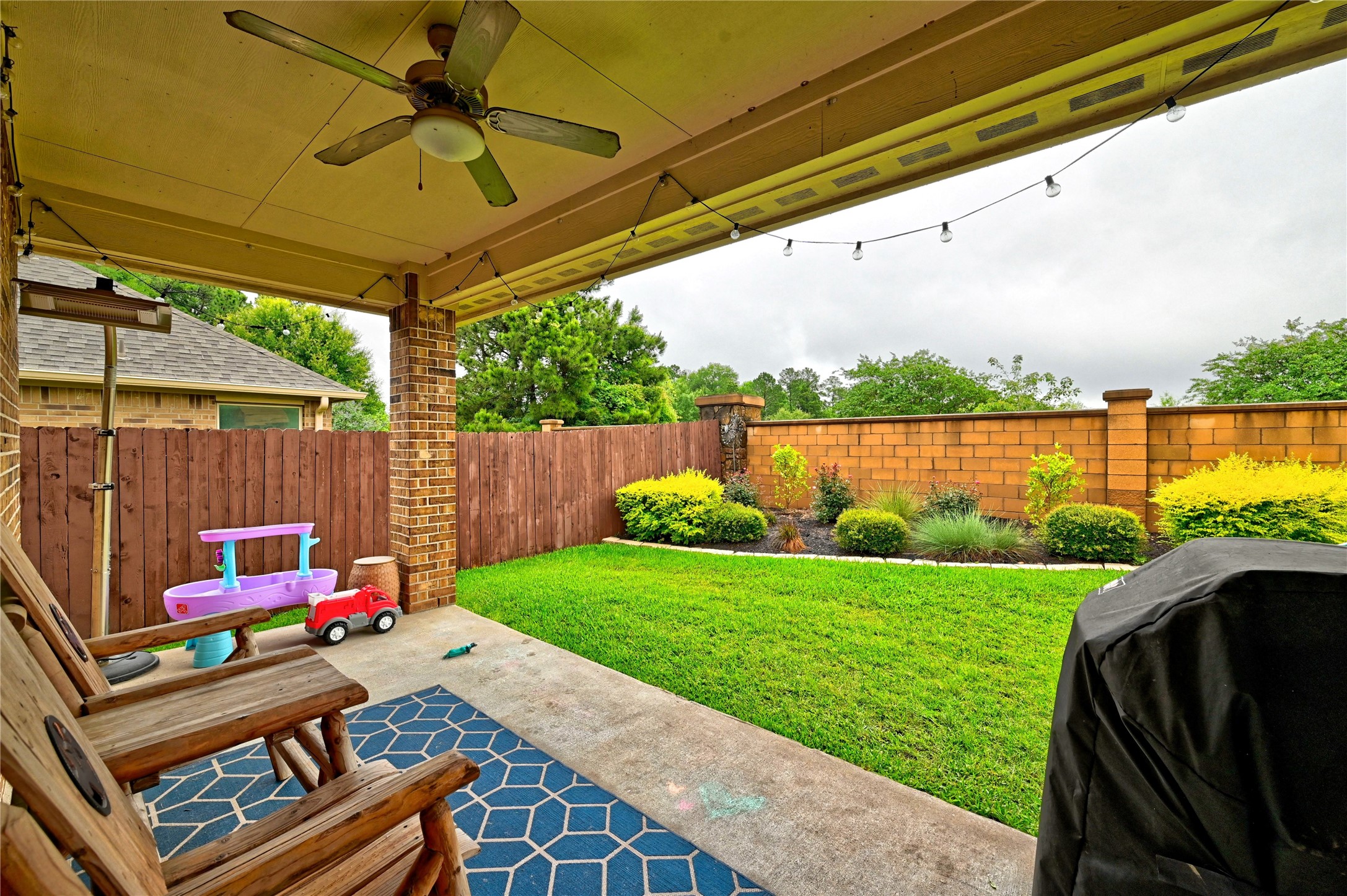 23118 Southern Brook Trail Property Photo 40