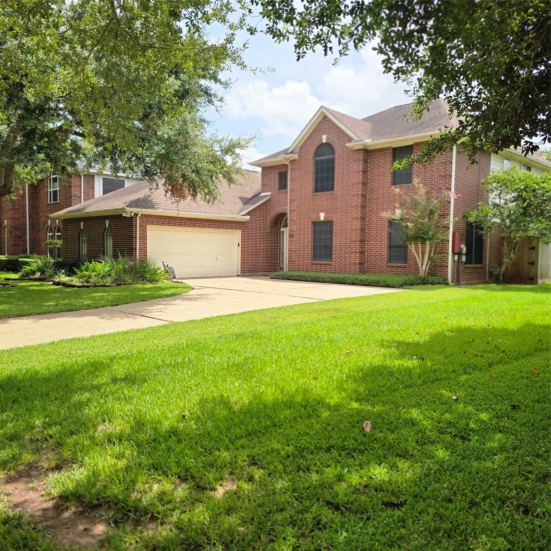 2431 Oyster Loop Drive Property Photo 1