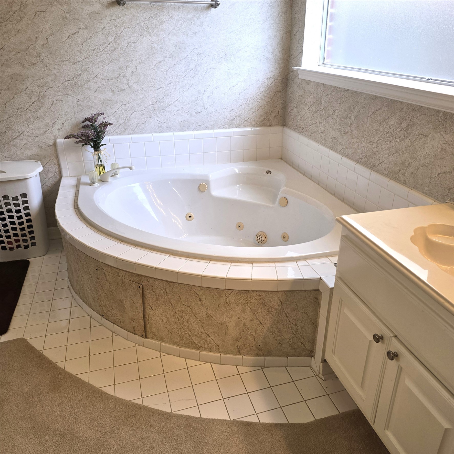 2431 Oyster Loop Drive Property Photo 13