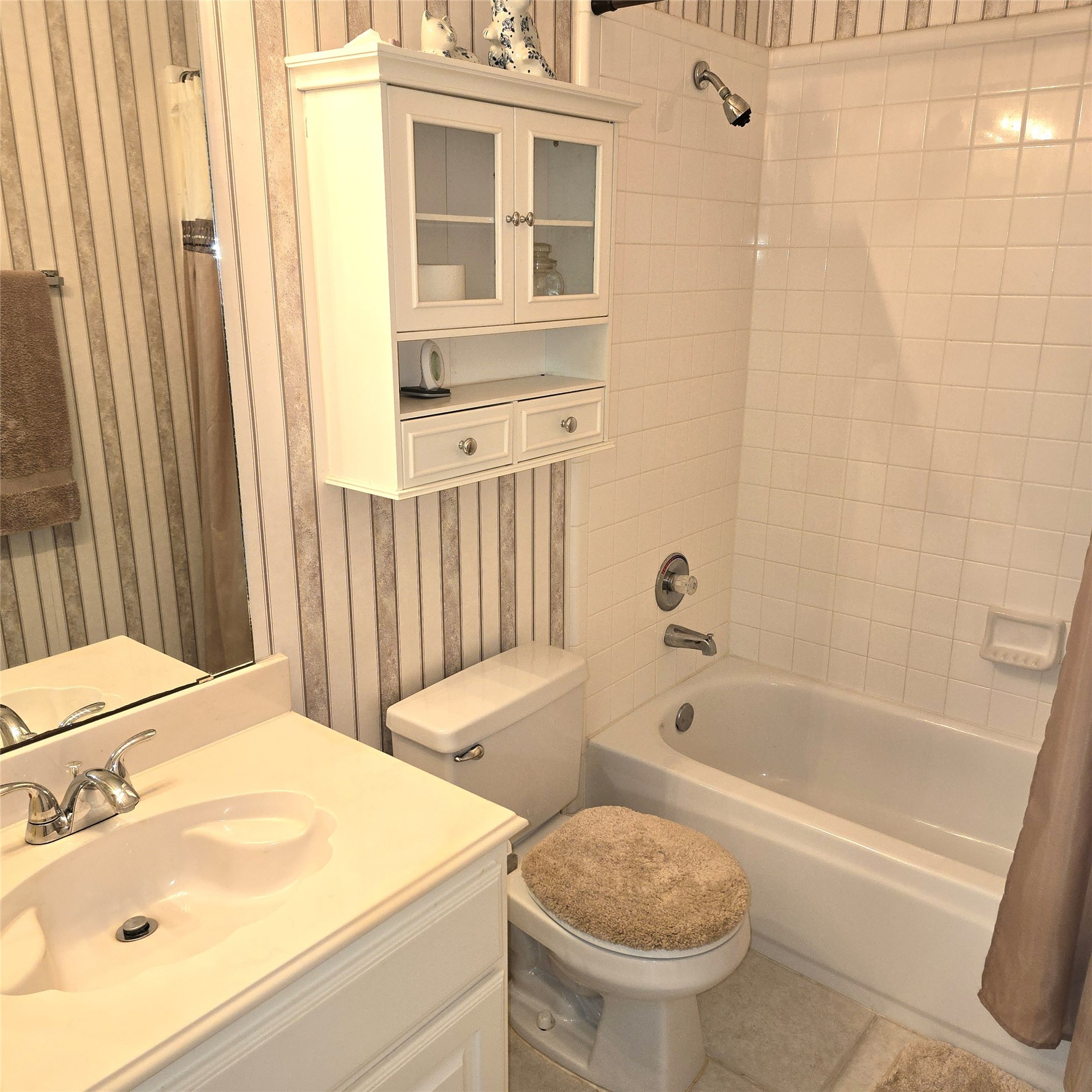 2431 Oyster Loop Drive Property Photo 18