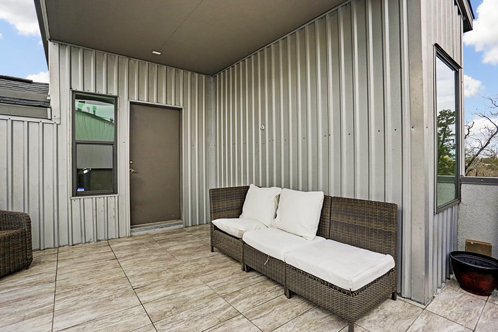 5005 Darling Street Property Photo 19