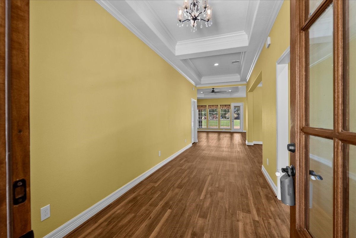 607 Oak Street Property Photo 5