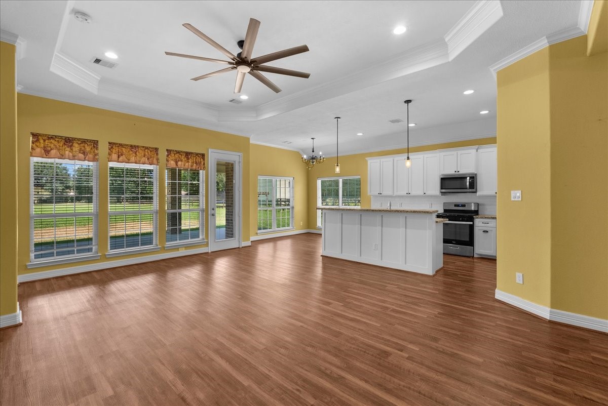 607 Oak Street Property Photo 16
