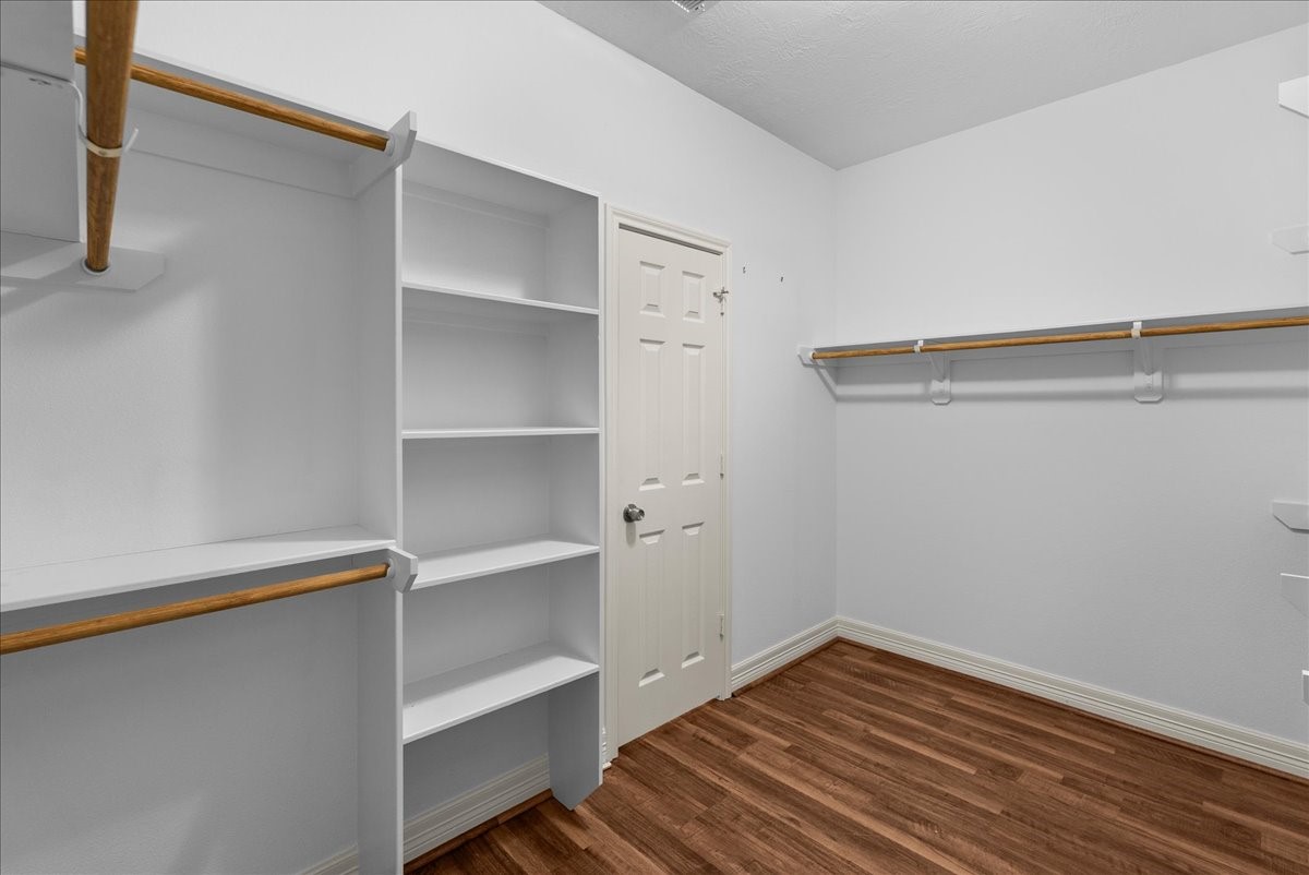 607 Oak Street Property Photo 25