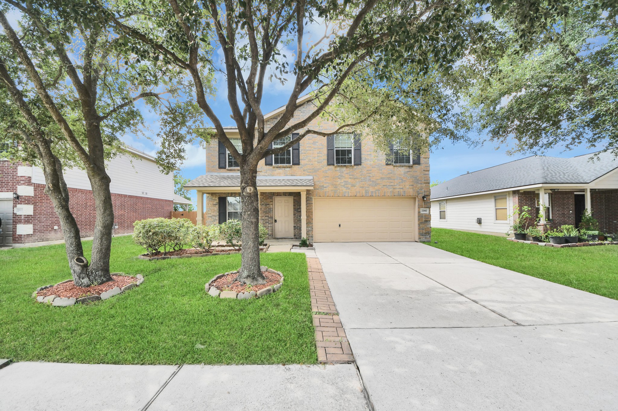 22015 Silverfield Park Lane Property Photo 1