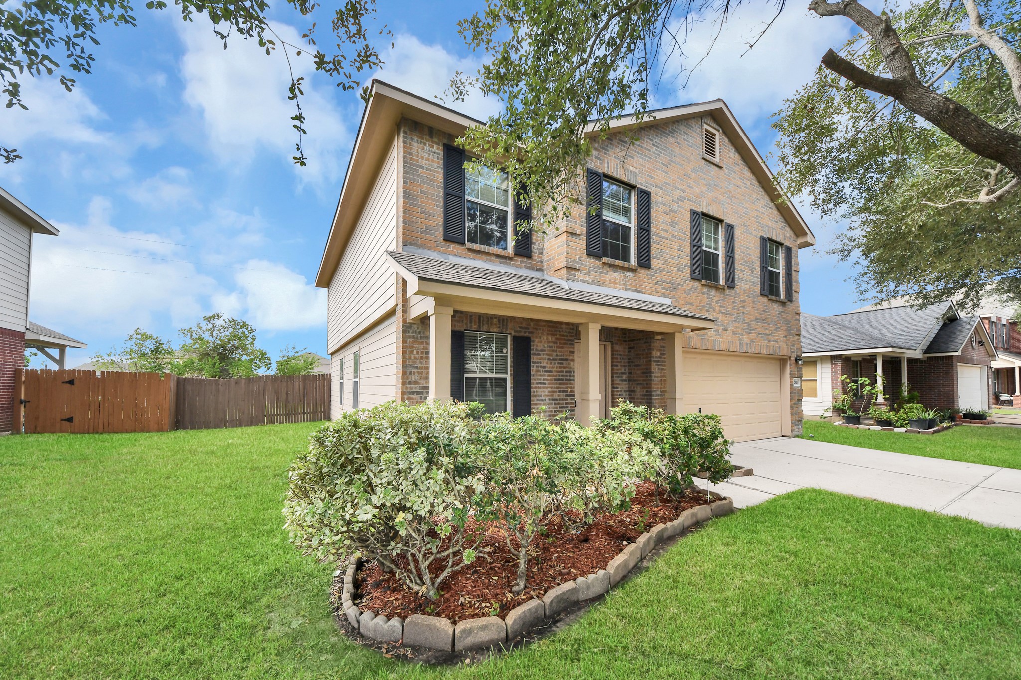 22015 Silverfield Park Lane Property Photo 4