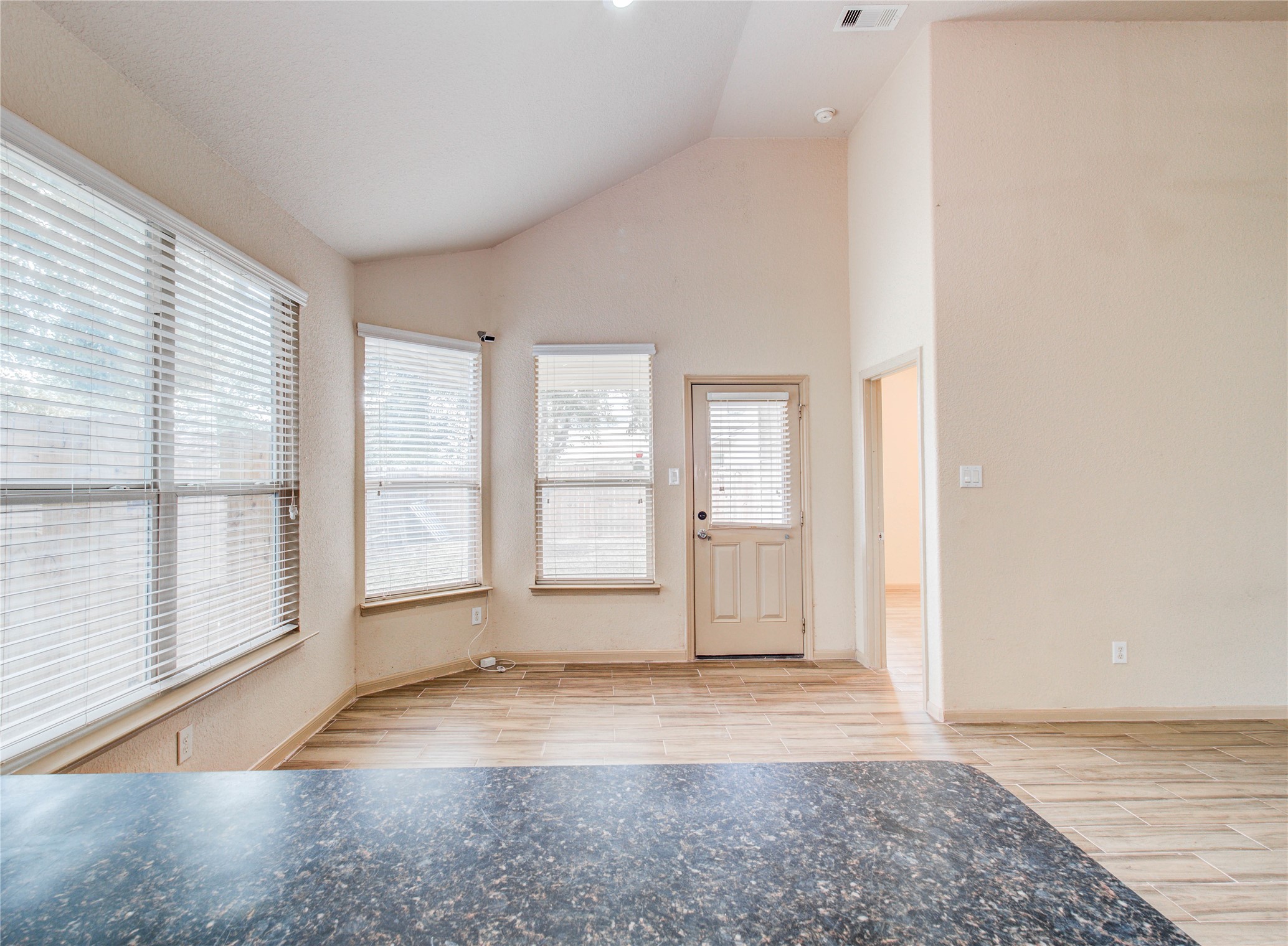 22411 Albee Drive Property Photo 13