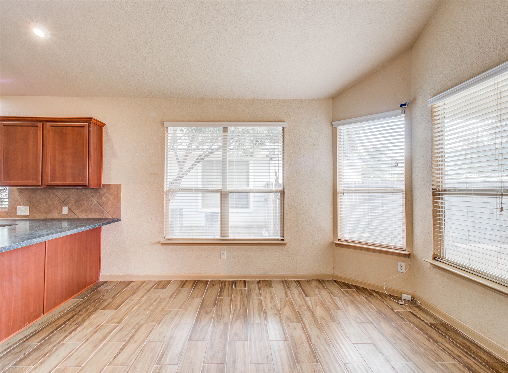 22411 Albee Drive Property Photo 14