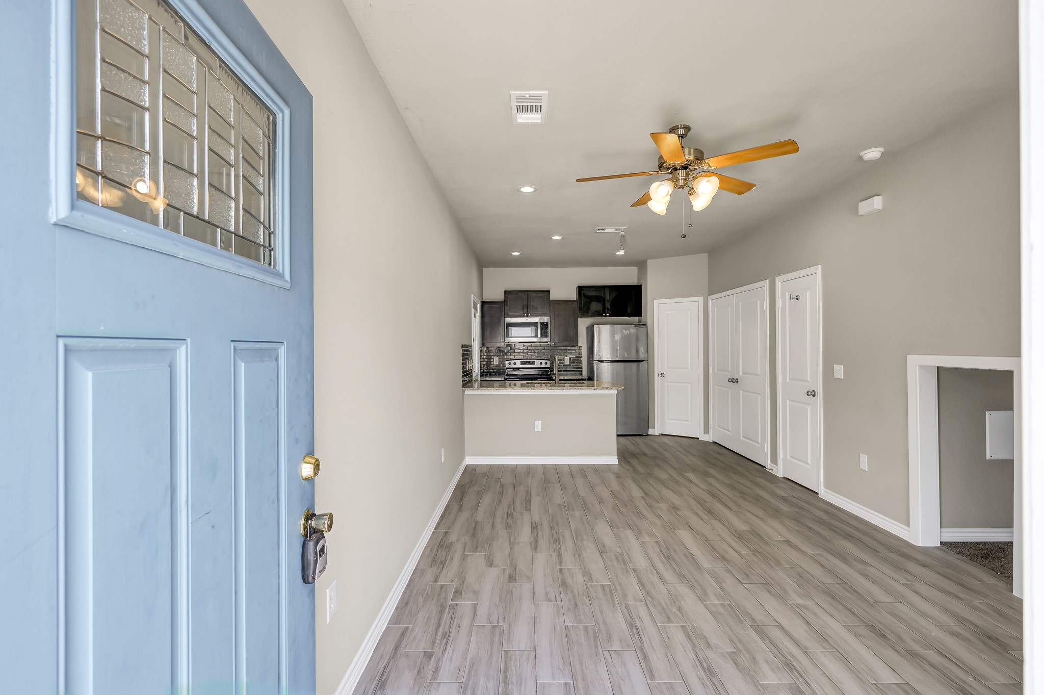 11756 White Cedar Street Property Photo 3