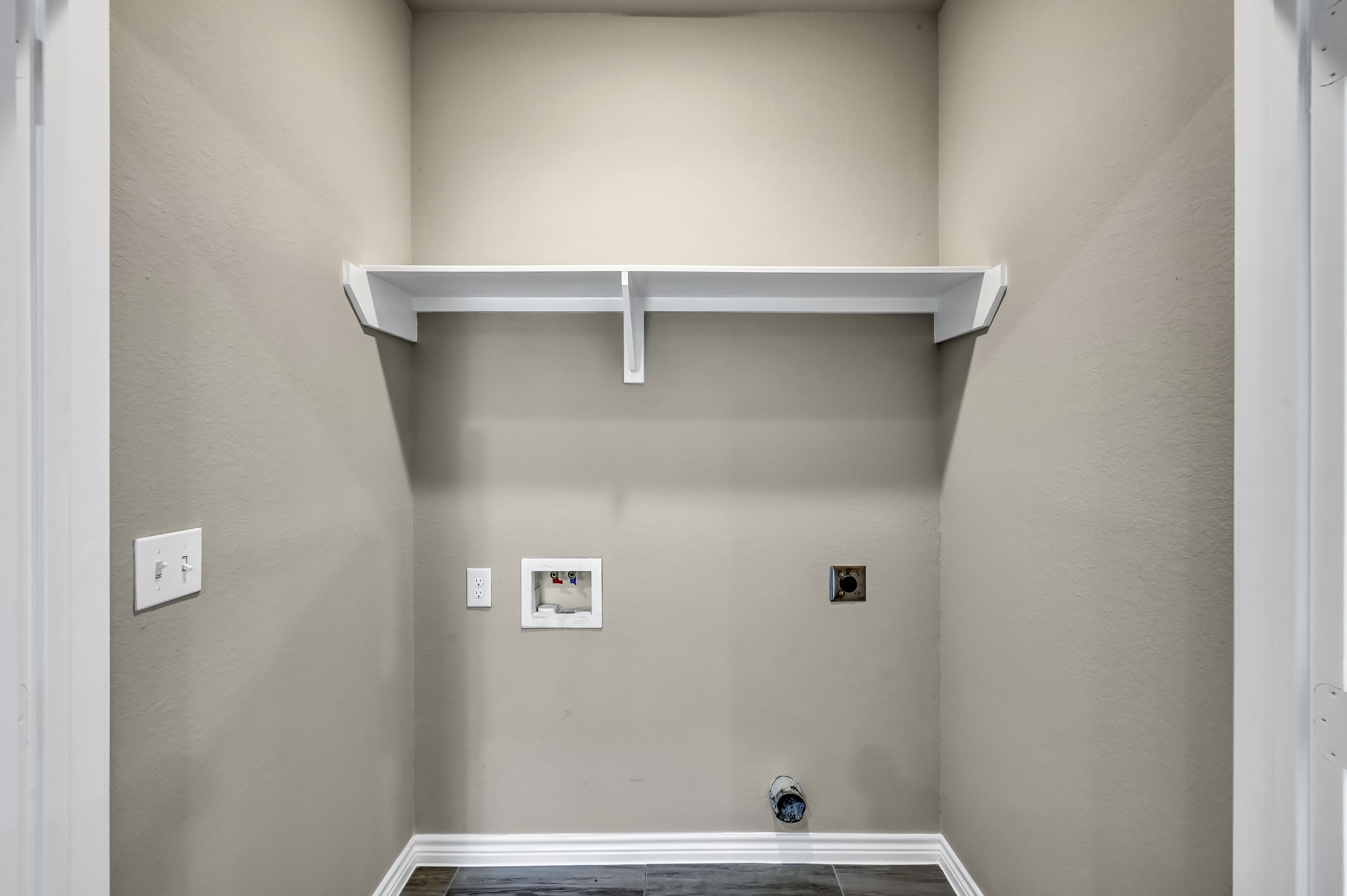 11756 White Cedar Street Property Photo 19