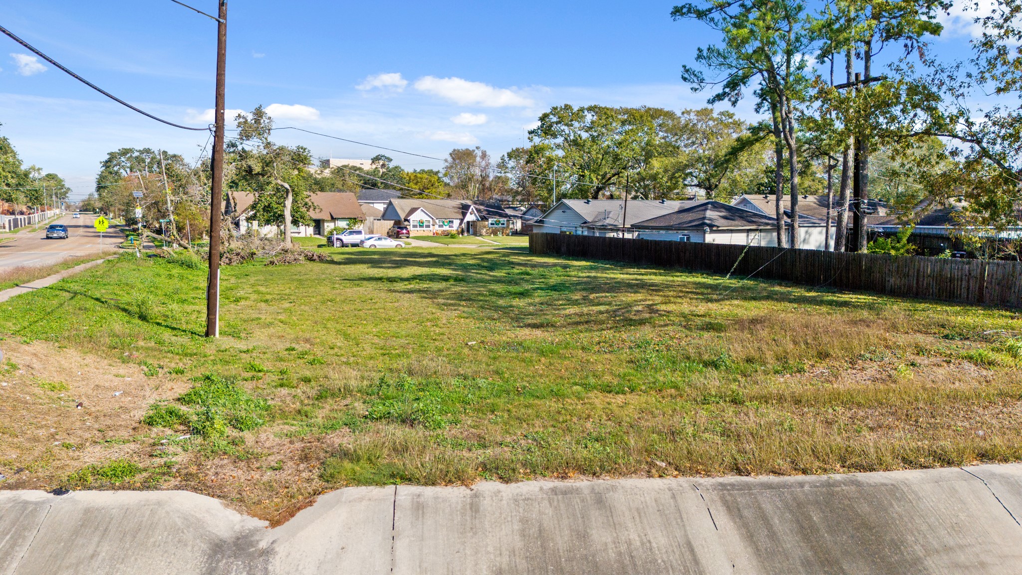 4827 Chantilly Lane Property Photo 4
