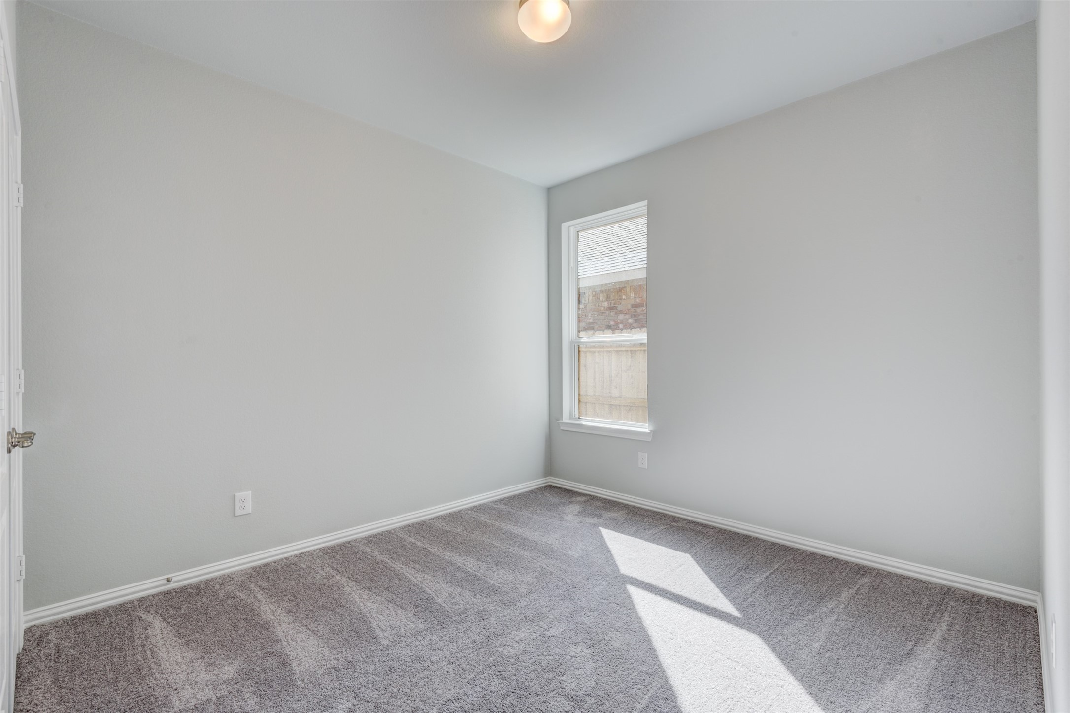 2202 Windy Grove Drive Property Photo 15