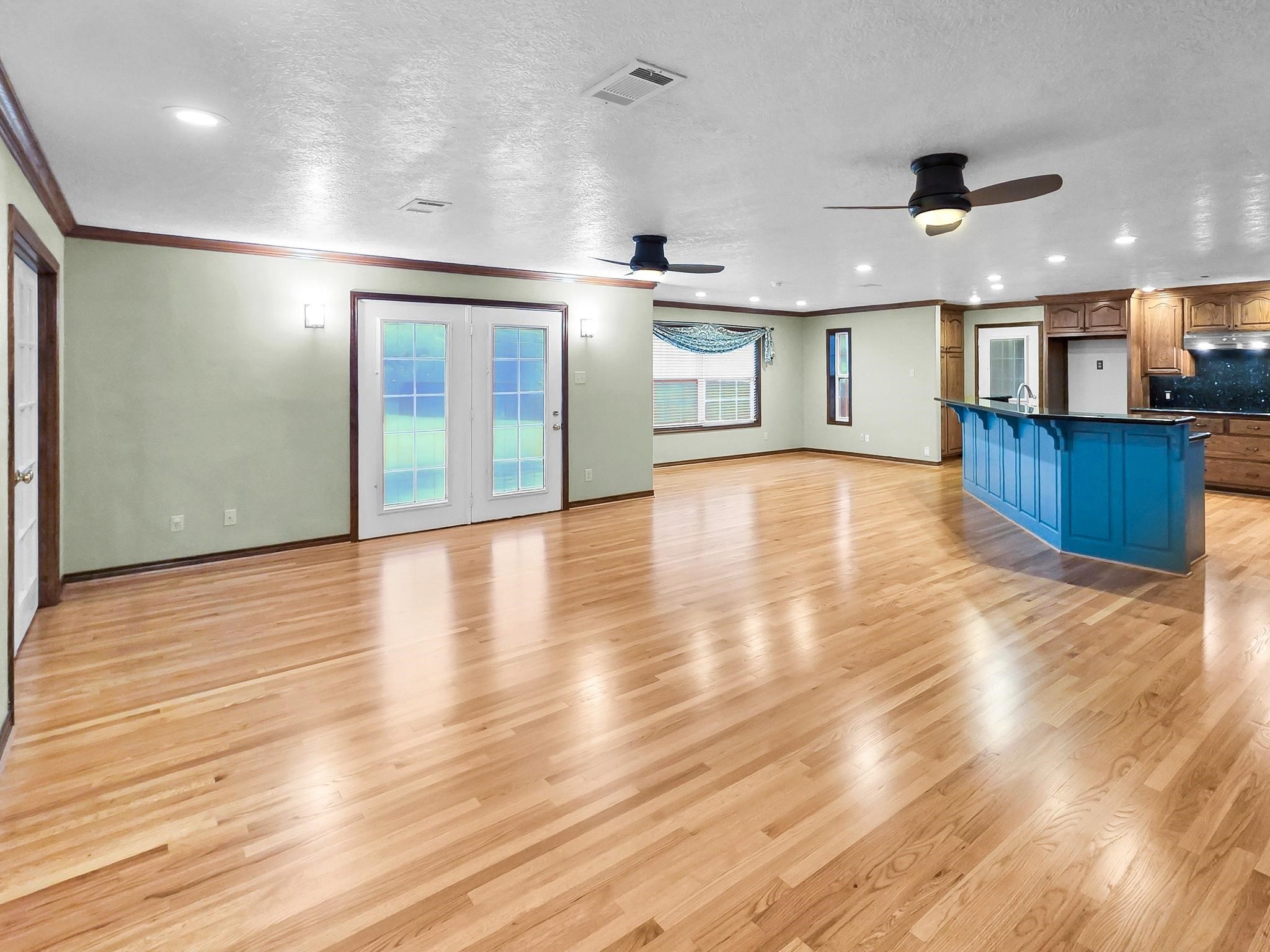 5 Twin Circle Drive Property Photo 7