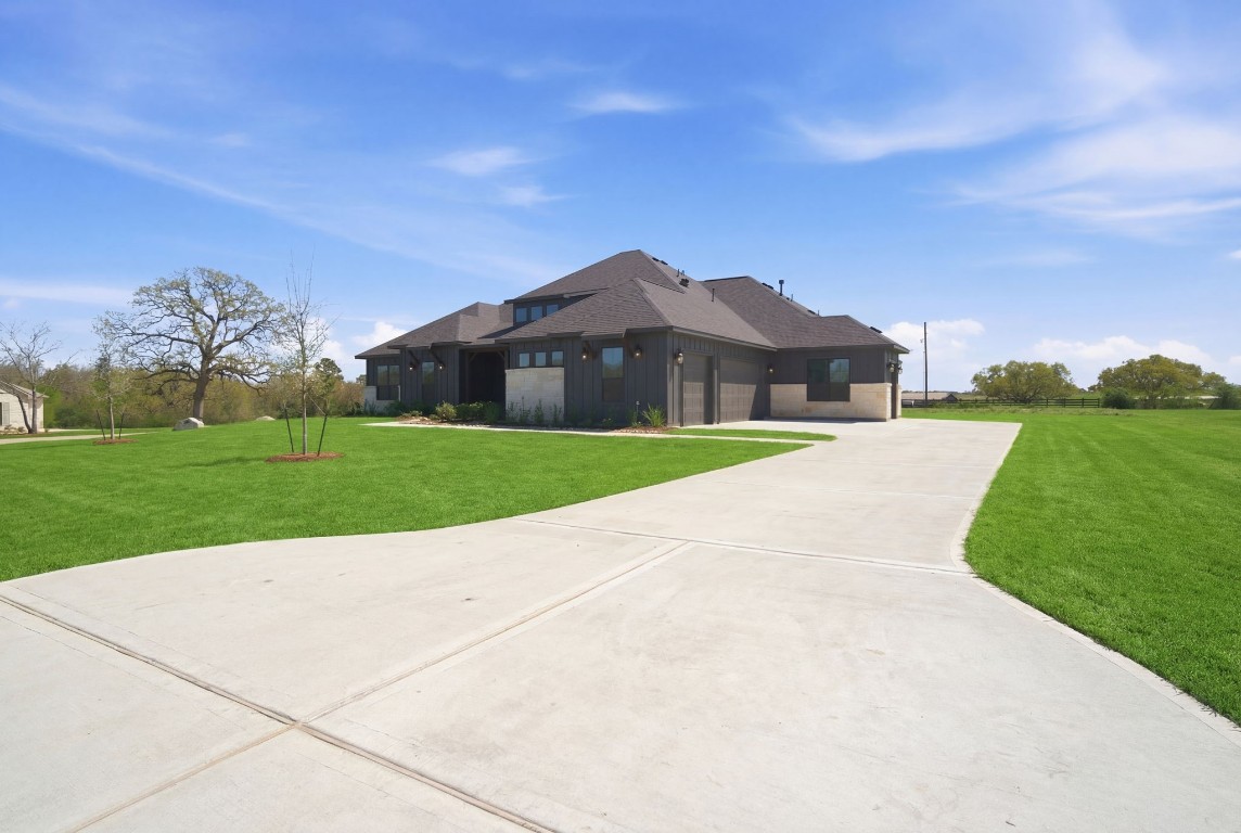 24903 Hopeview Way Property Photo 4
