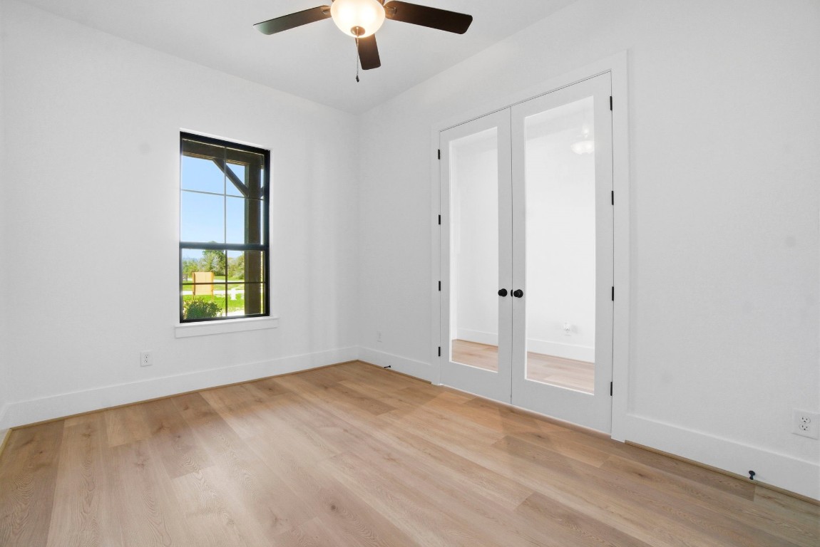 24903 Hopeview Way Property Photo 9