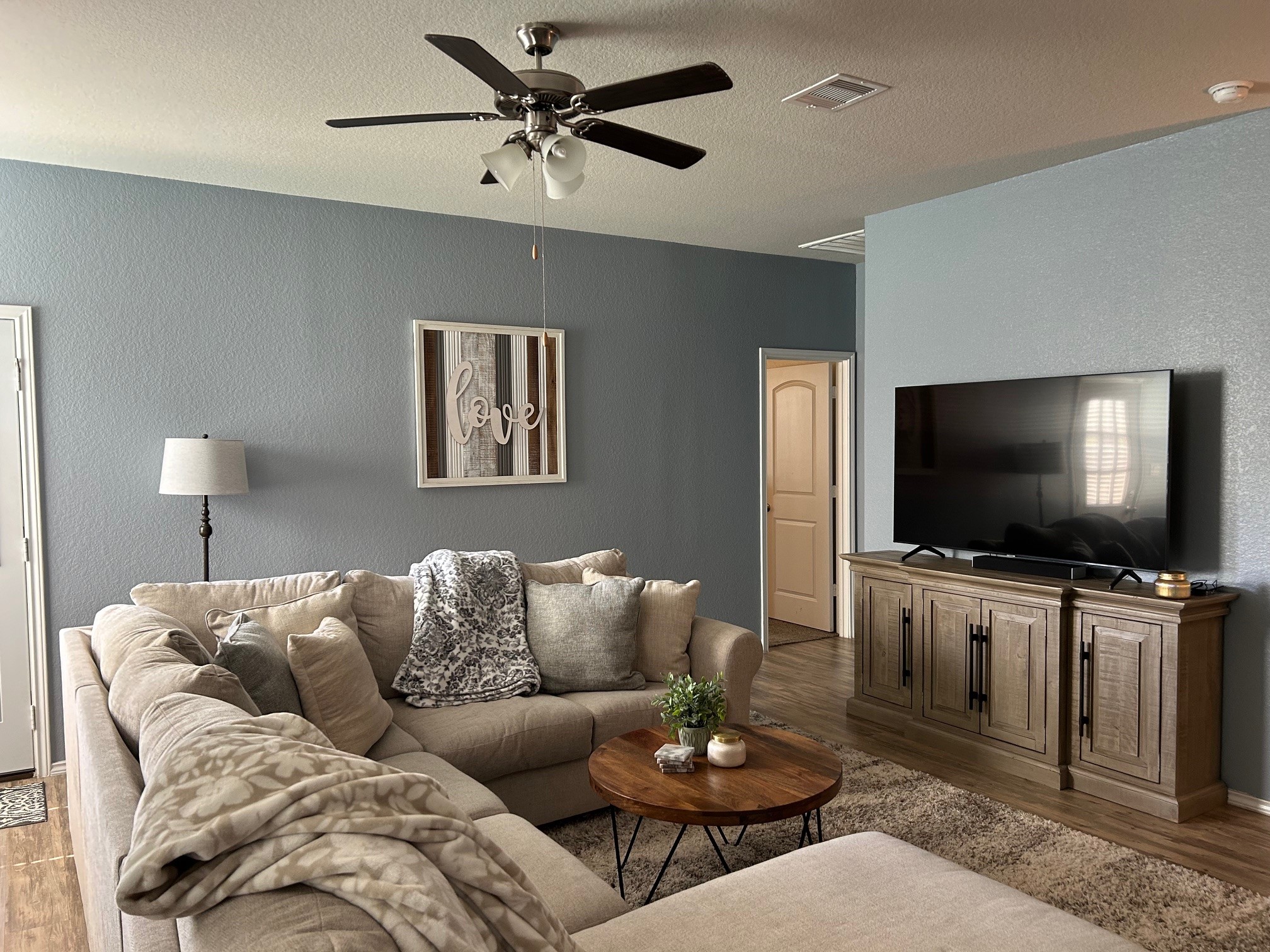 6035 Purple Iris Street Property Photo 5