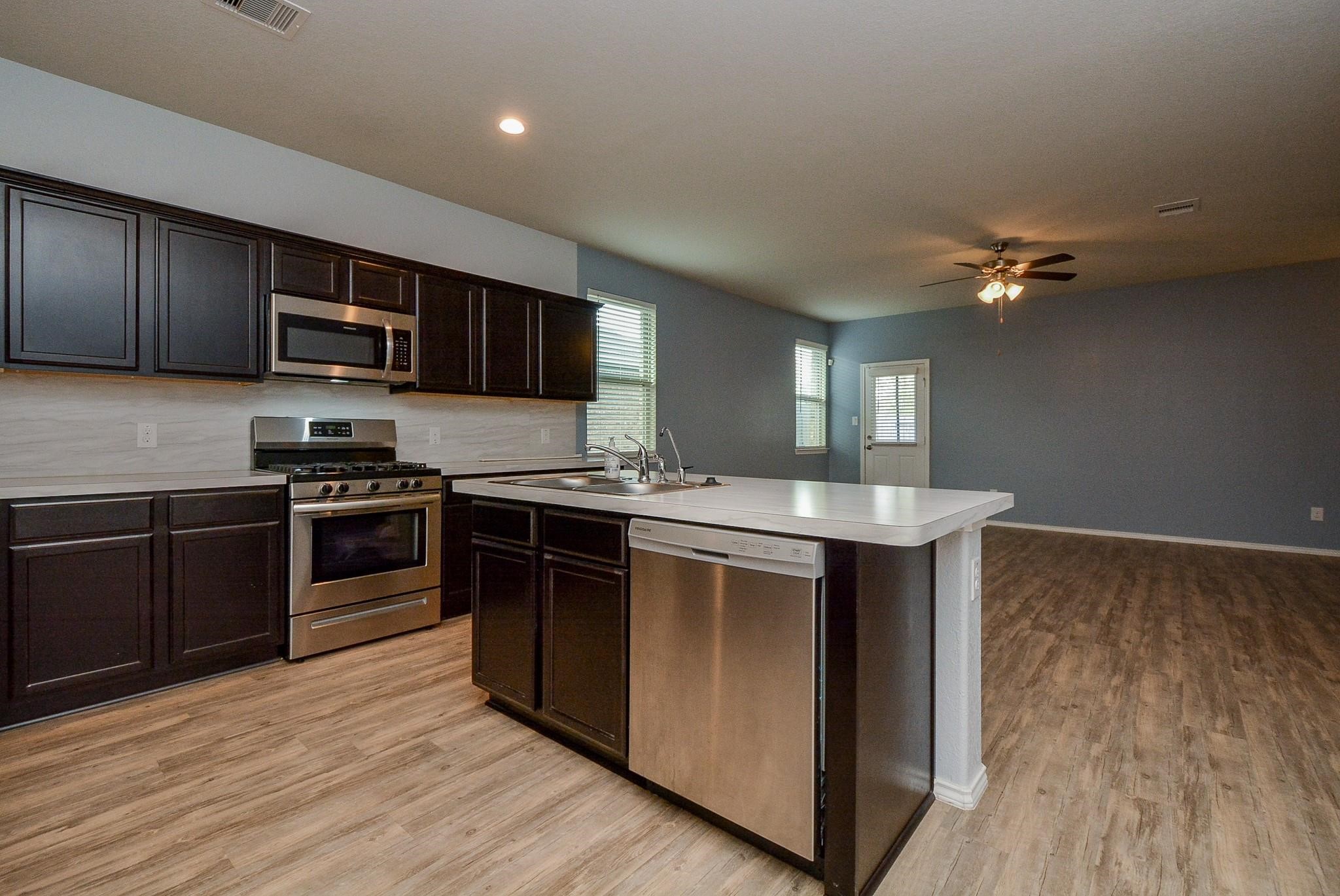 6035 Purple Iris Street Property Photo 16
