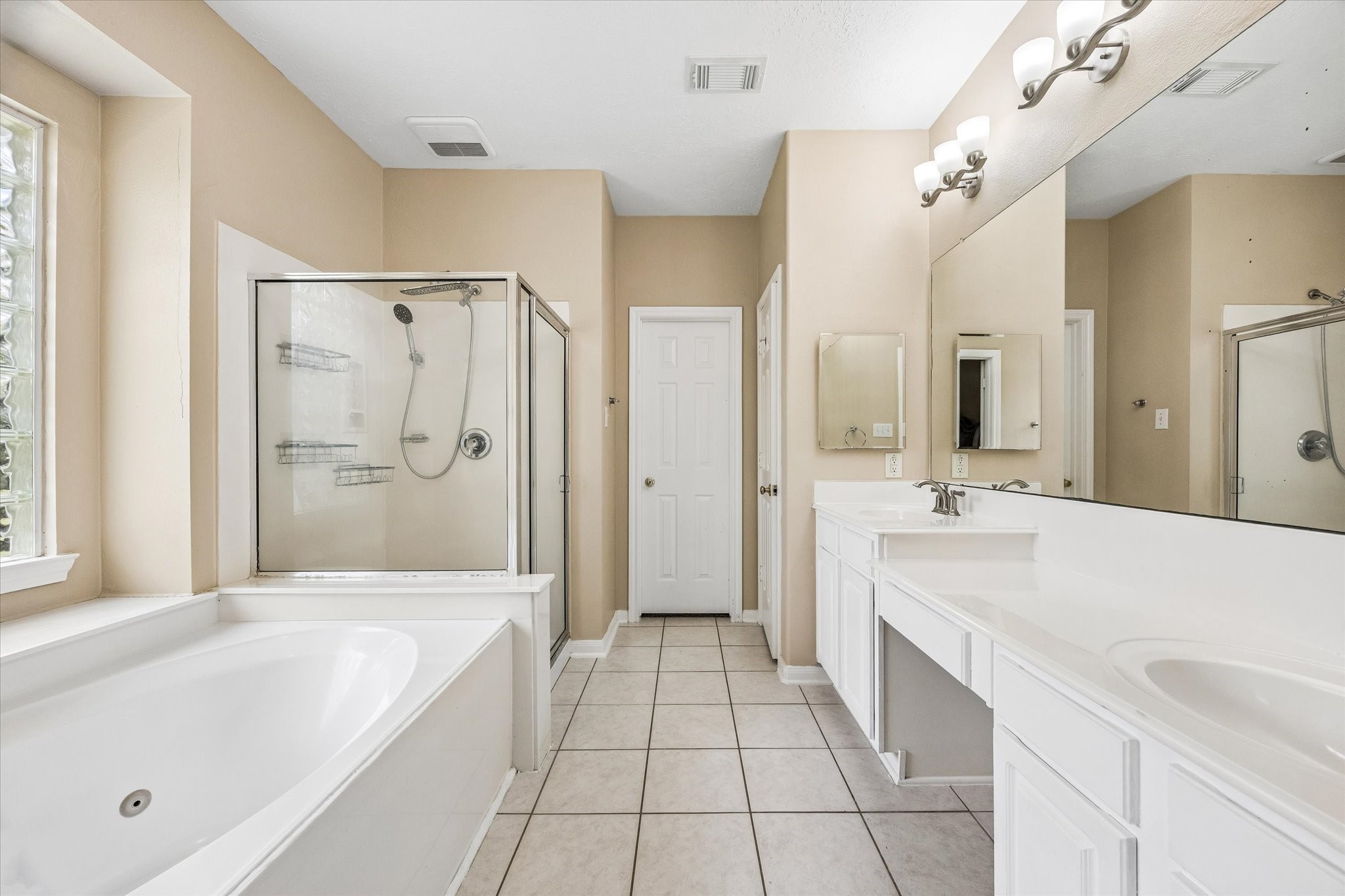 429 Blossomwood Drive Property Photo 17