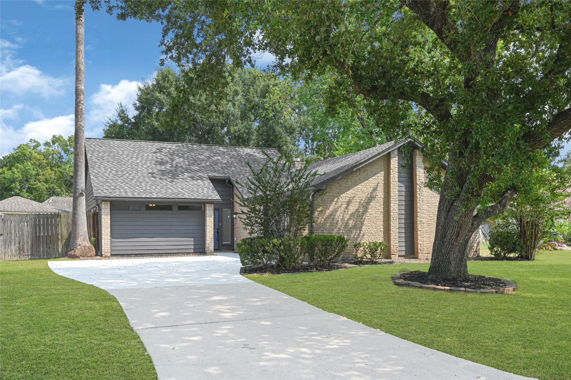 2314 Bright Meadows Drive Property Photo