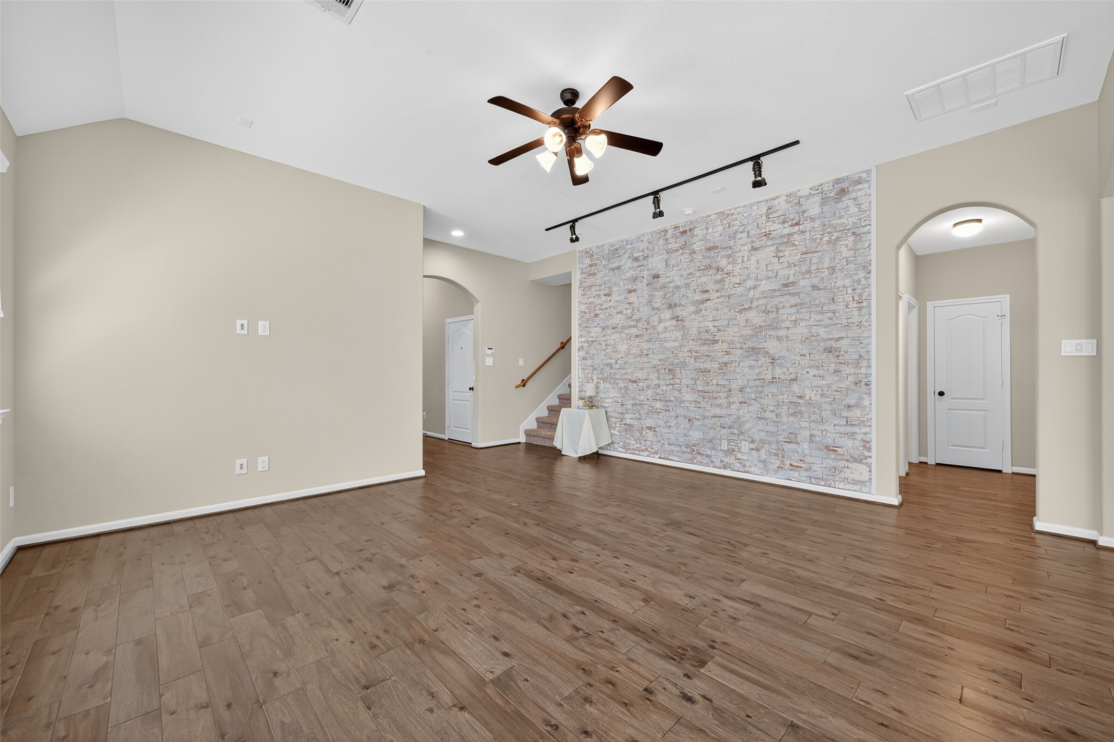 146 Kinnerly Peak Place Property Photo 13