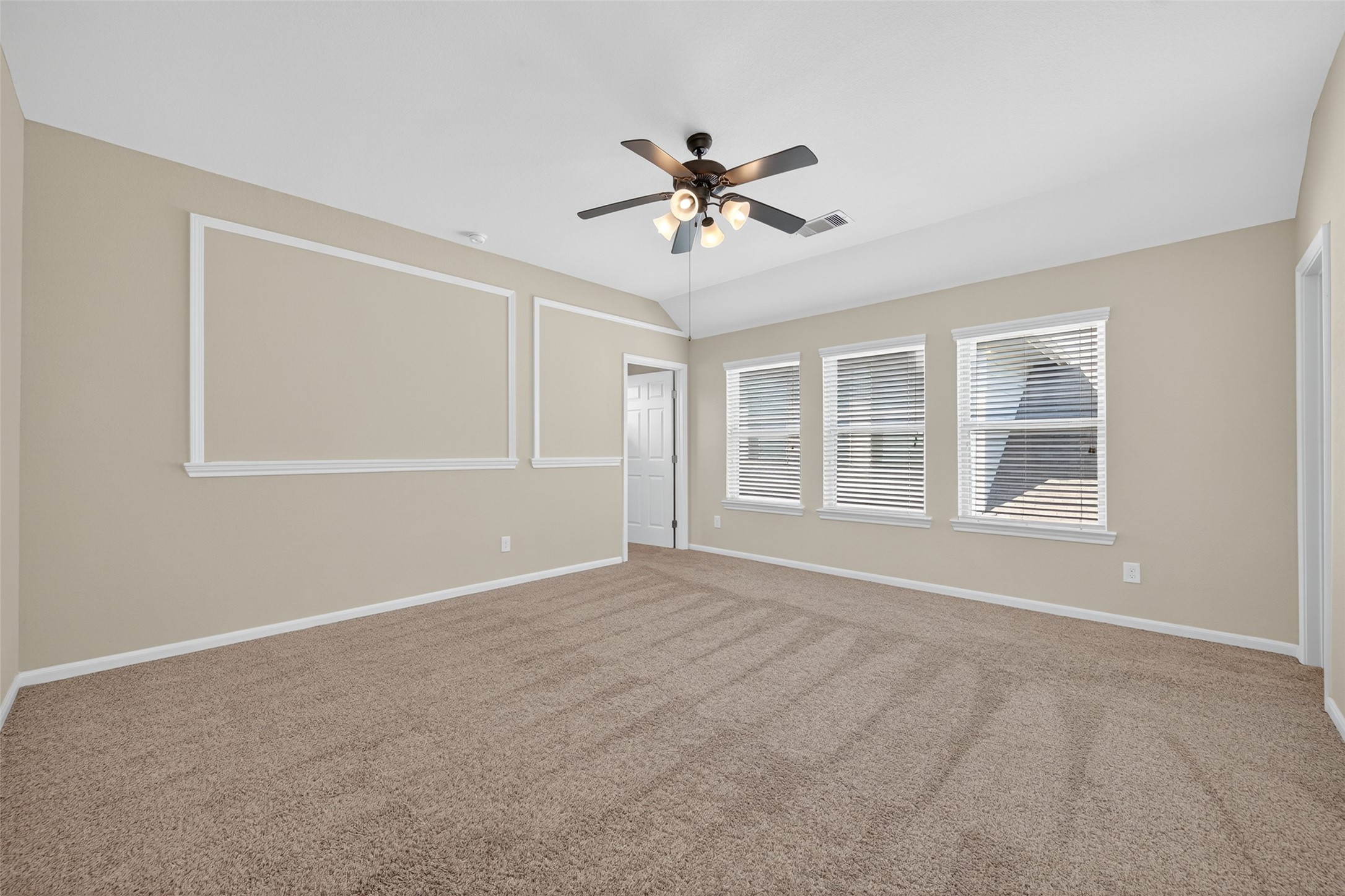 146 Kinnerly Peak Place Property Photo 28
