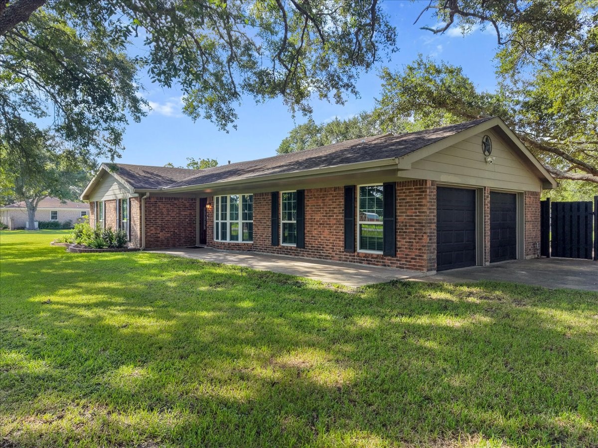10624 N Morningview Property Photo 4