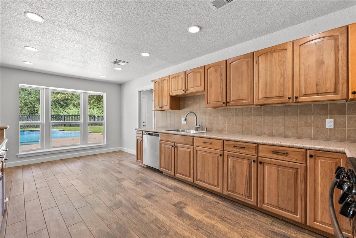 10624 N Morningview Property Photo 11