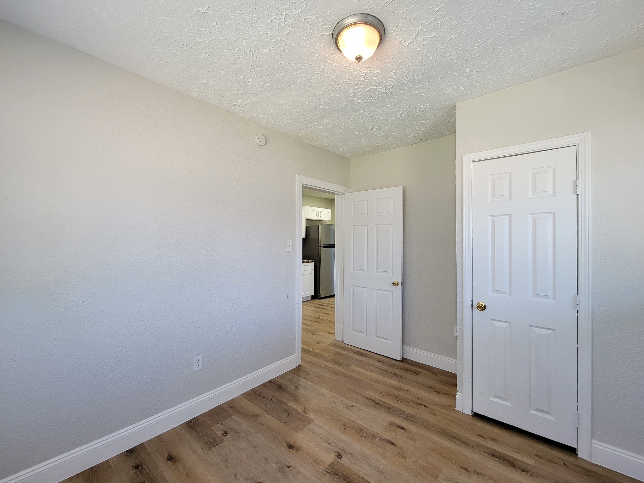 711 Avenue A 2 Property Photo 12