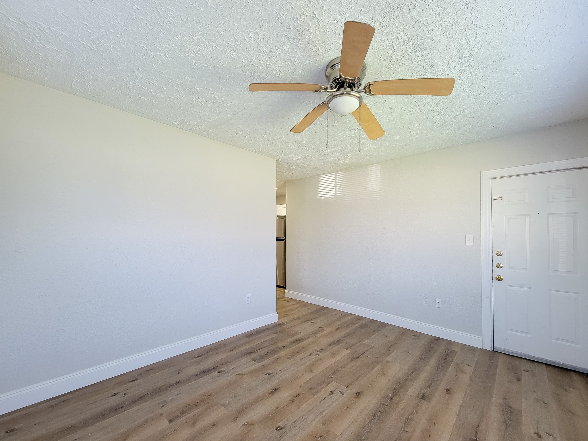 711 Avenue A 2 Property Photo 22