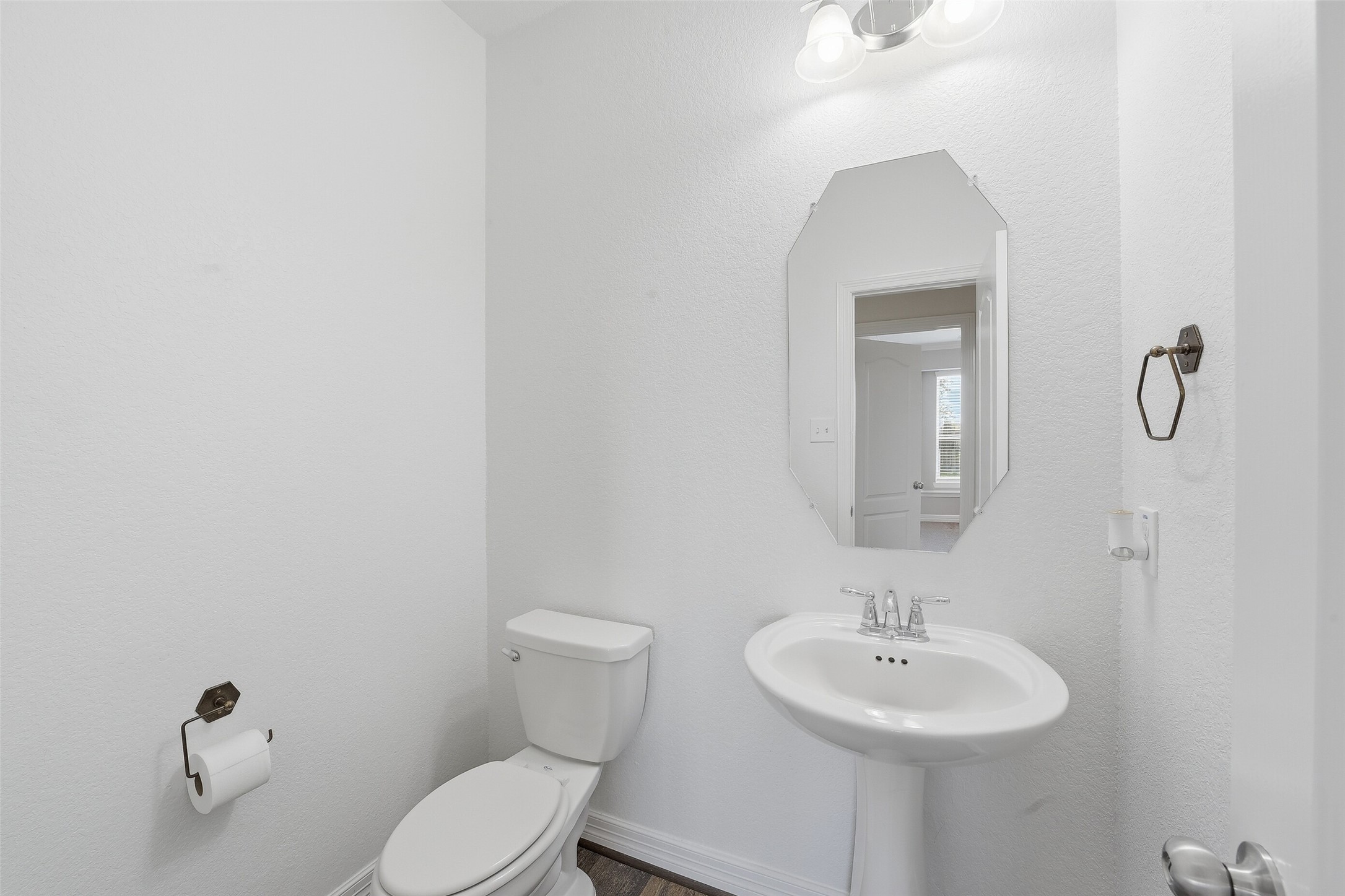 3547 Sunlight Springs Street Property Photo 20