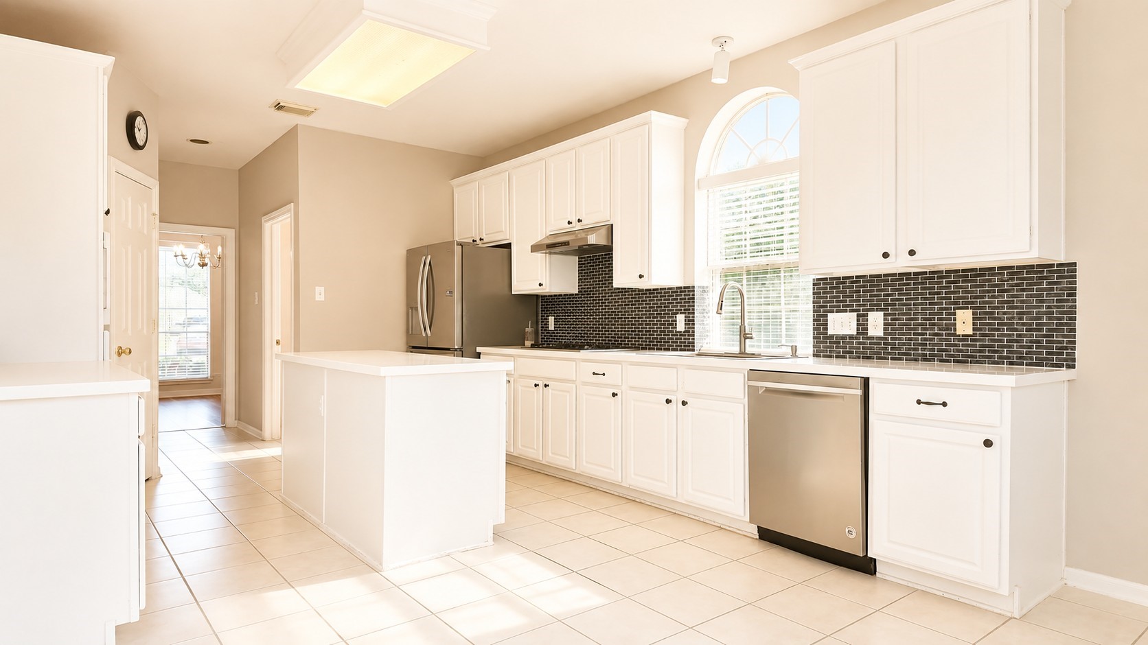 2438 Weatherford Drive Property Photo 12