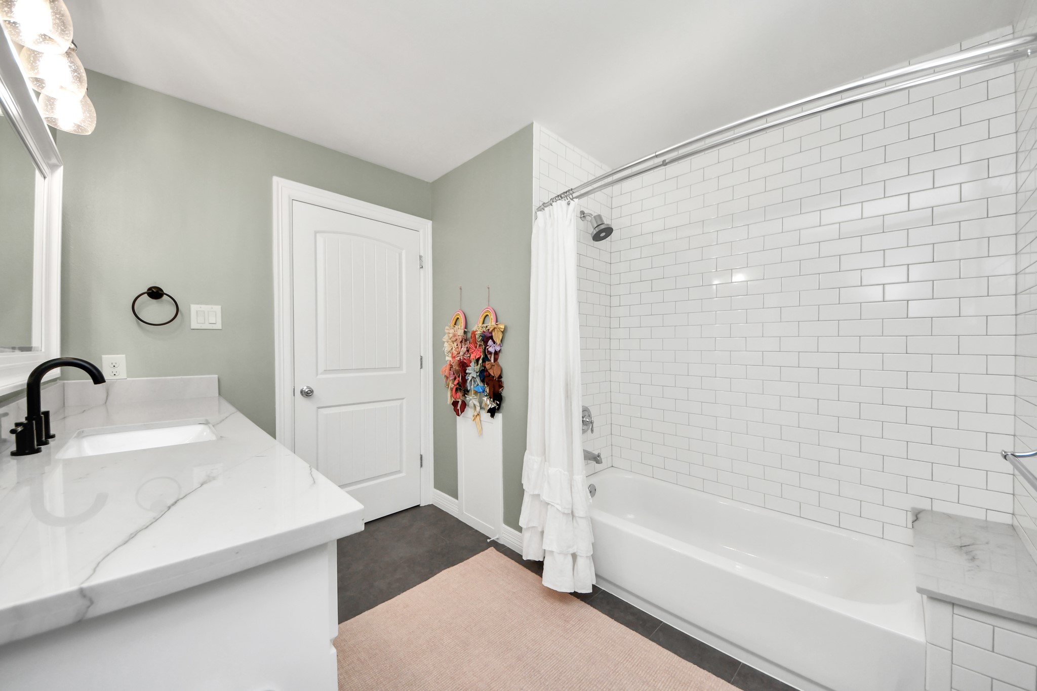 1431 Martin Street Property Photo 29