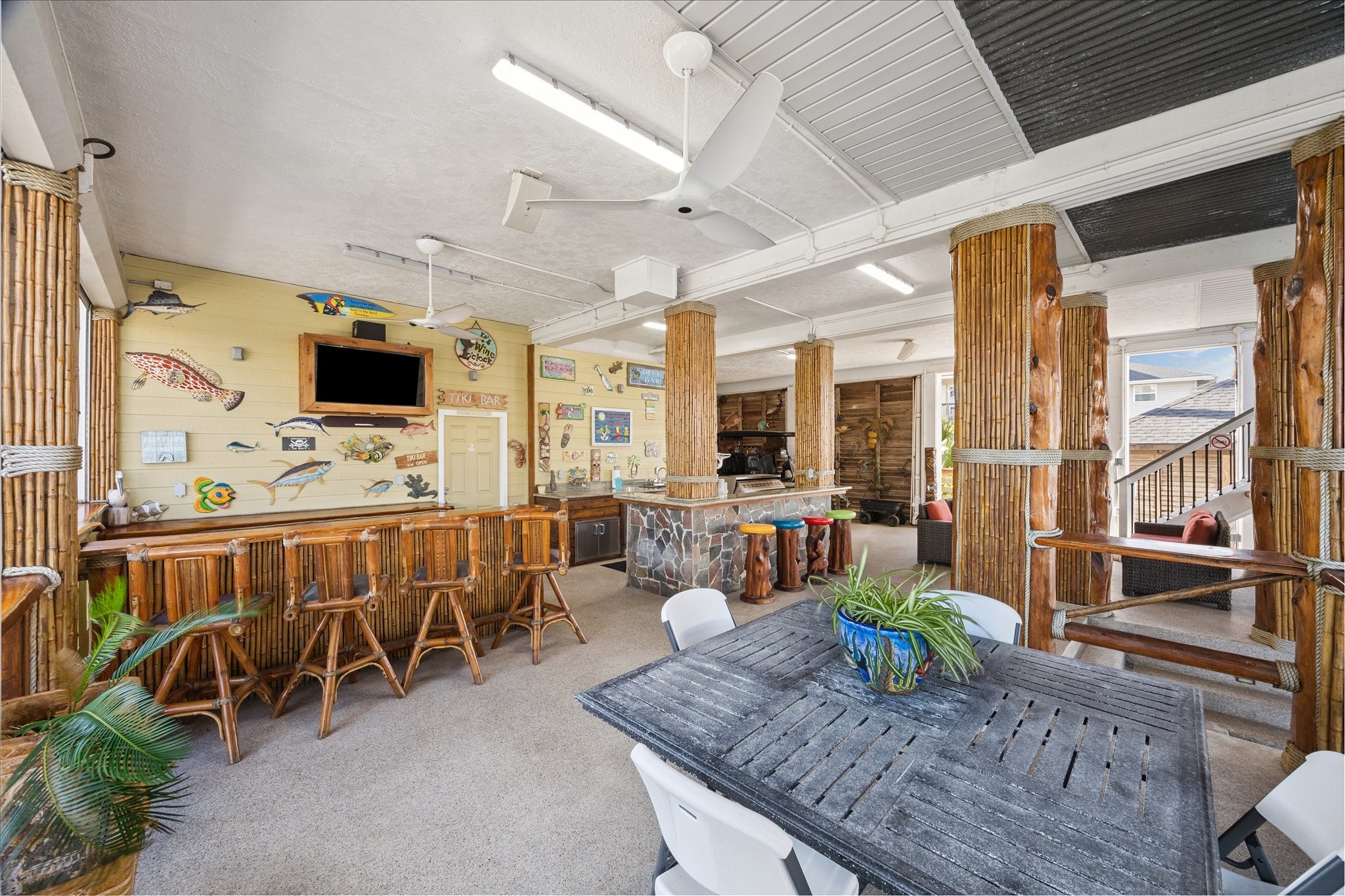 241 Tamana Drive Property Photo 32