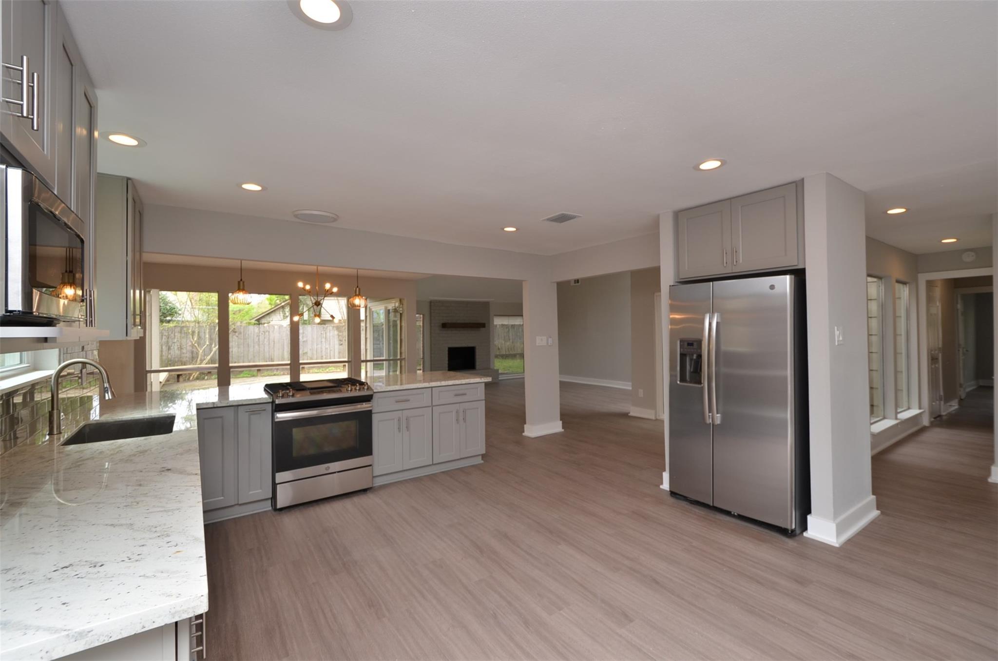 4603 Sylvan Glen Drive Property Photo 16