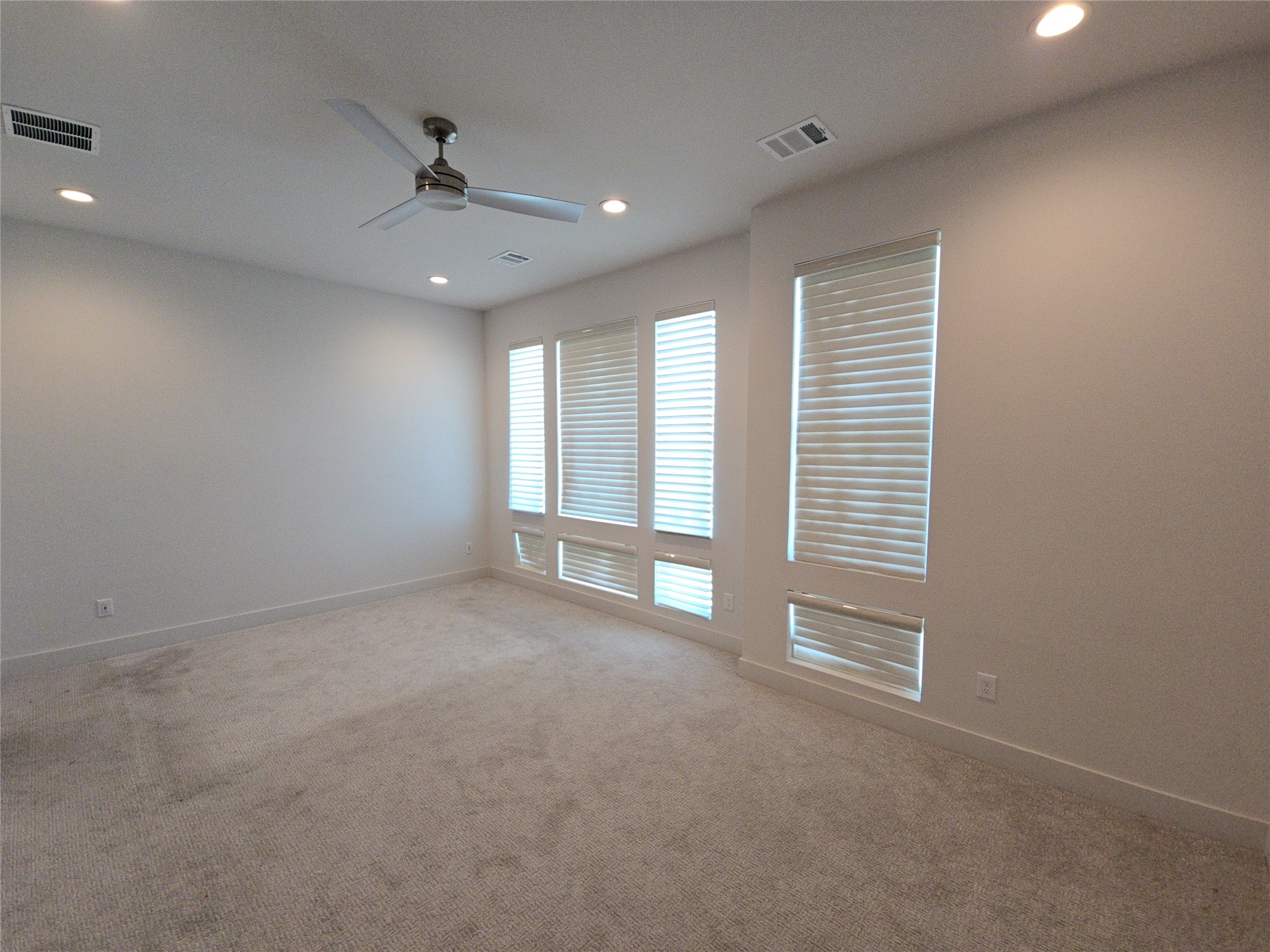 2414 Gray Street Property Photo 11