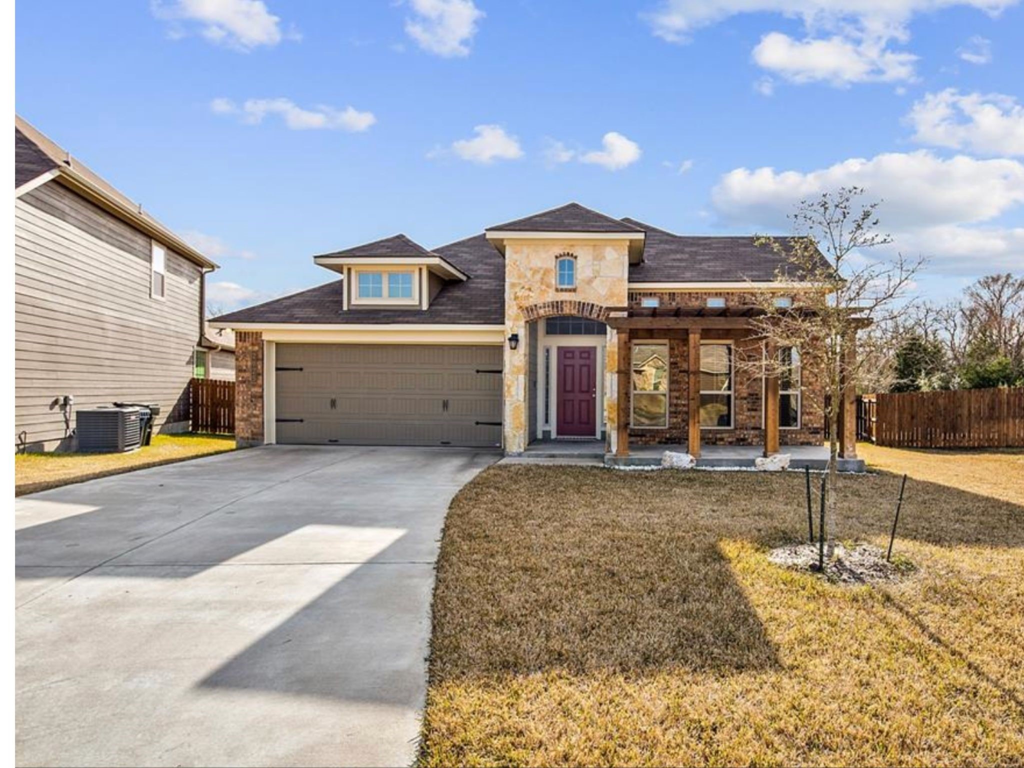 2025 Jester Trail Property Photo 2