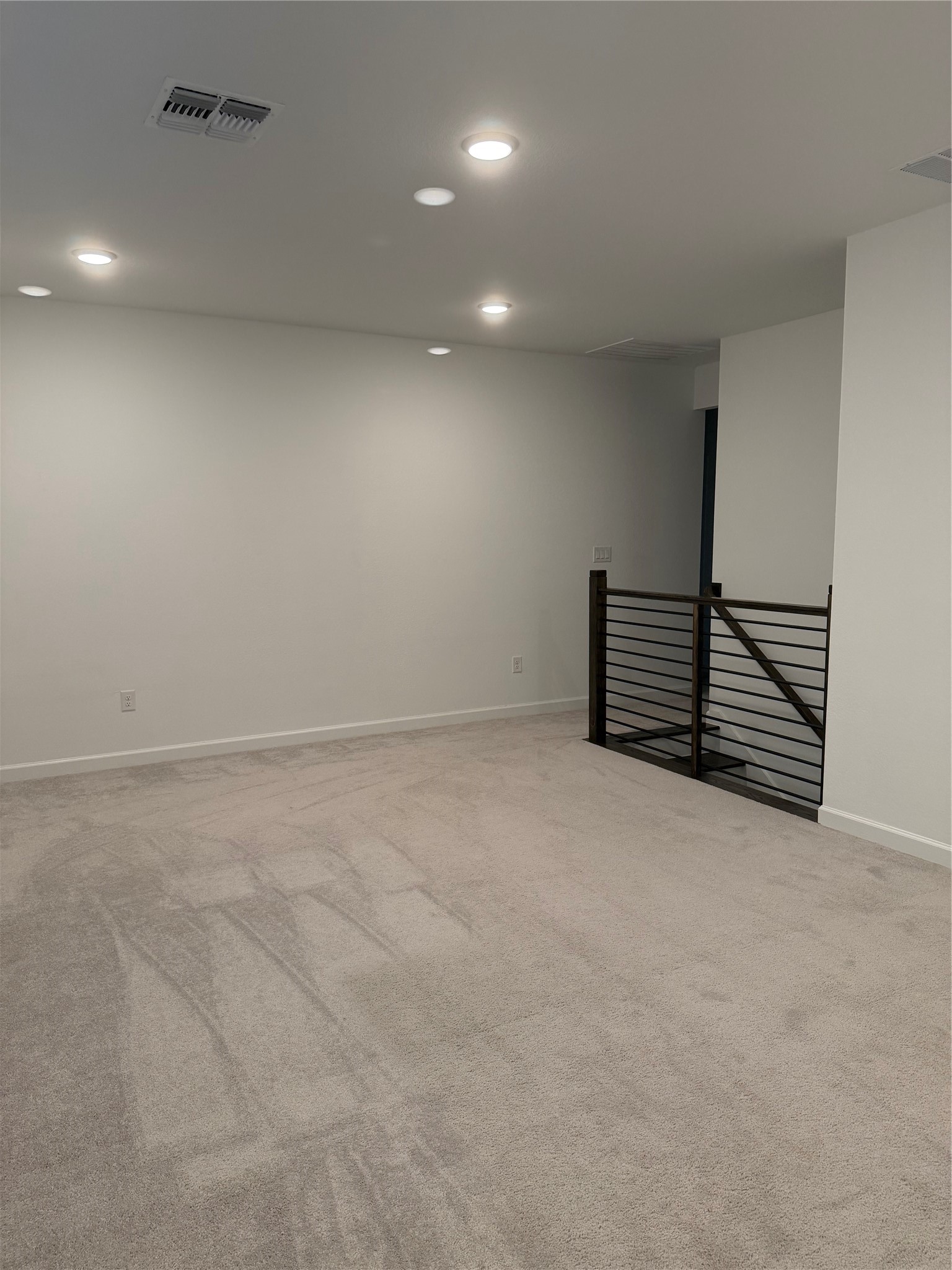 25302 Rothesay Lane Property Photo 8