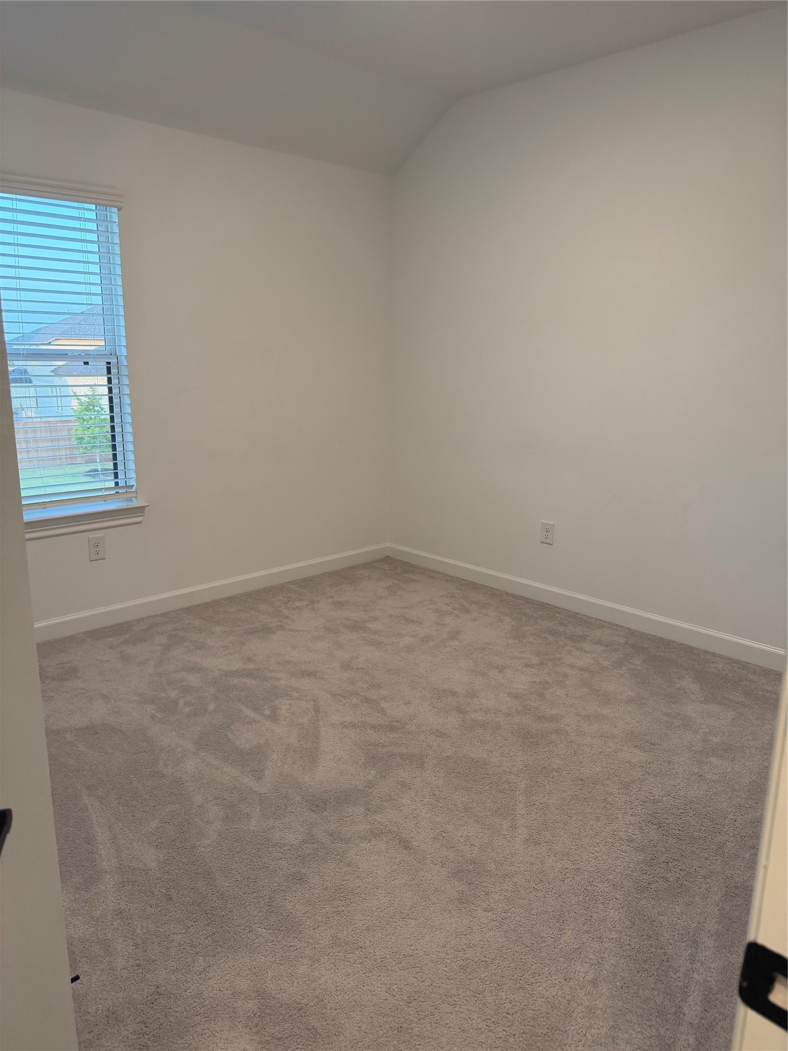25302 Rothesay Lane Property Photo 13
