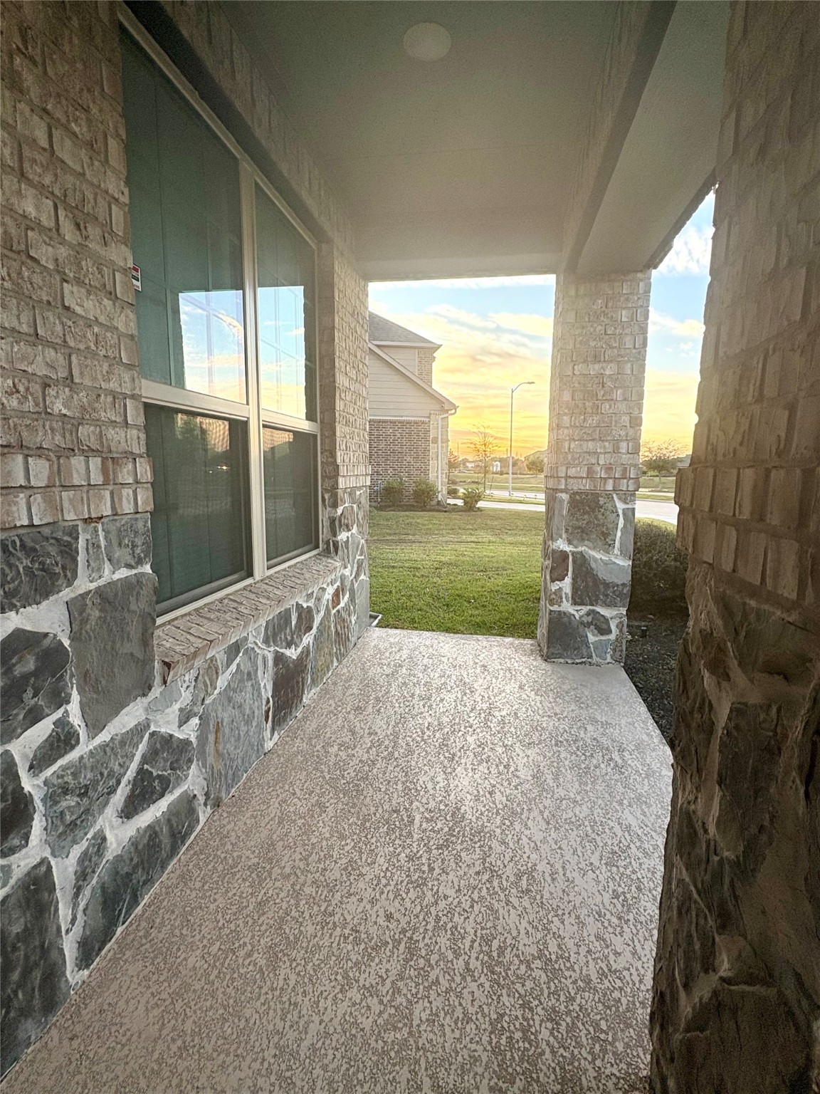 24735 Twilight Hollow Lane Property Photo 4