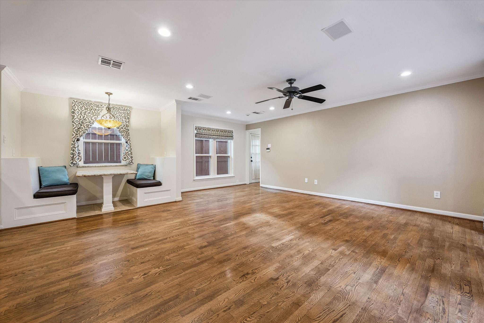 4119 Amherst Street Property Photo 8