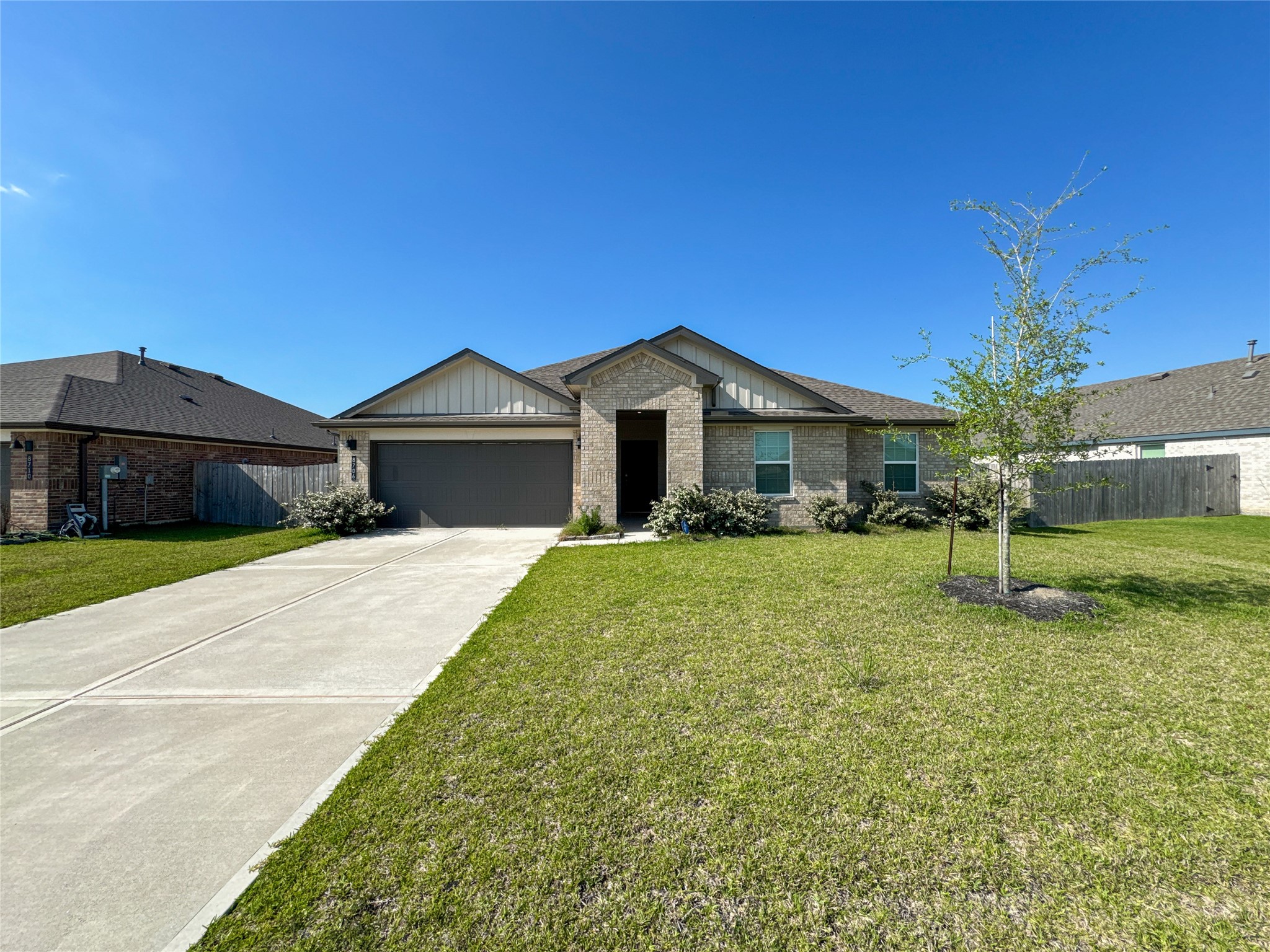 8706 Marlow Drive Property Photo 2