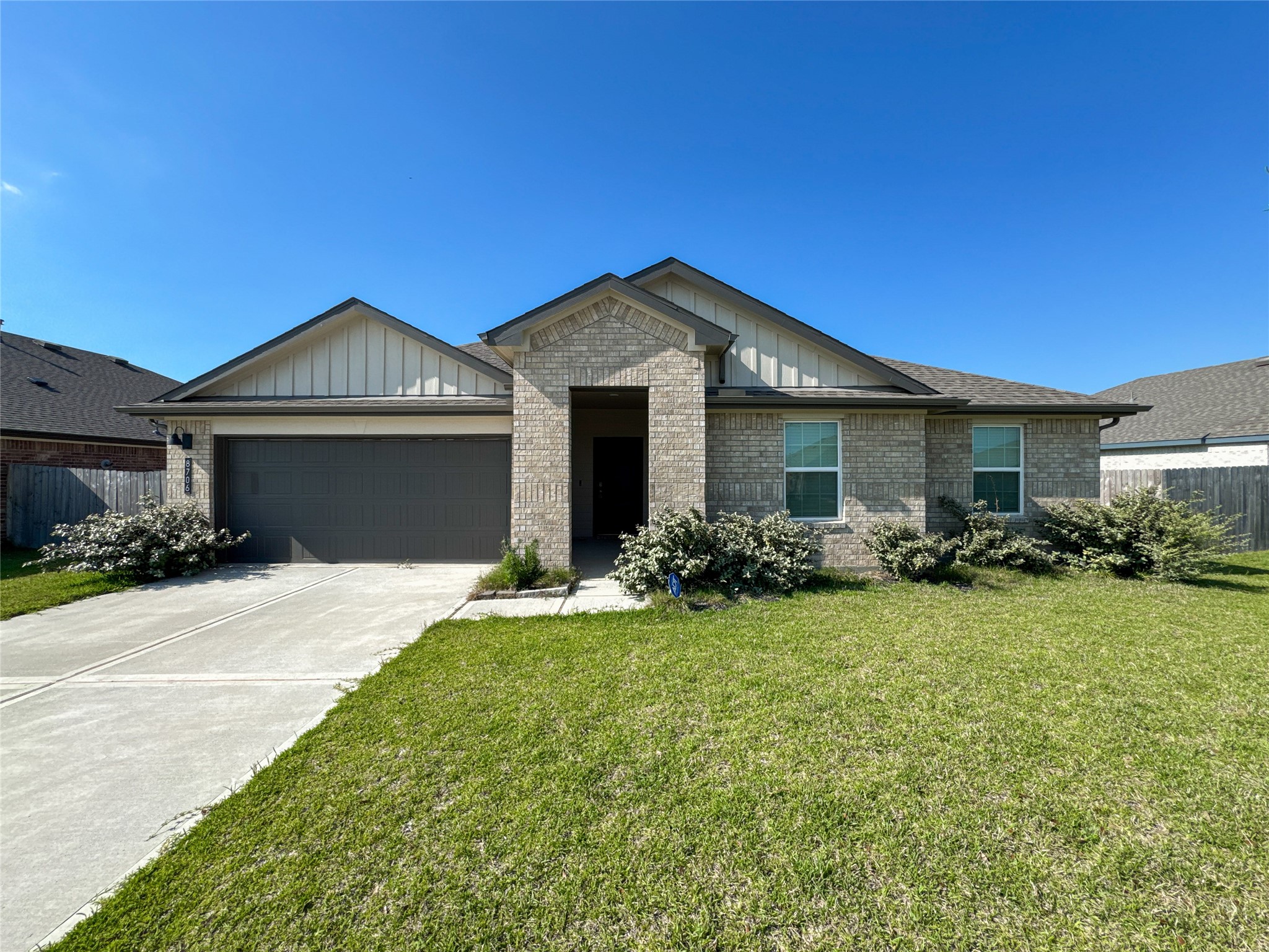 8706 Marlow Drive Property Photo 3