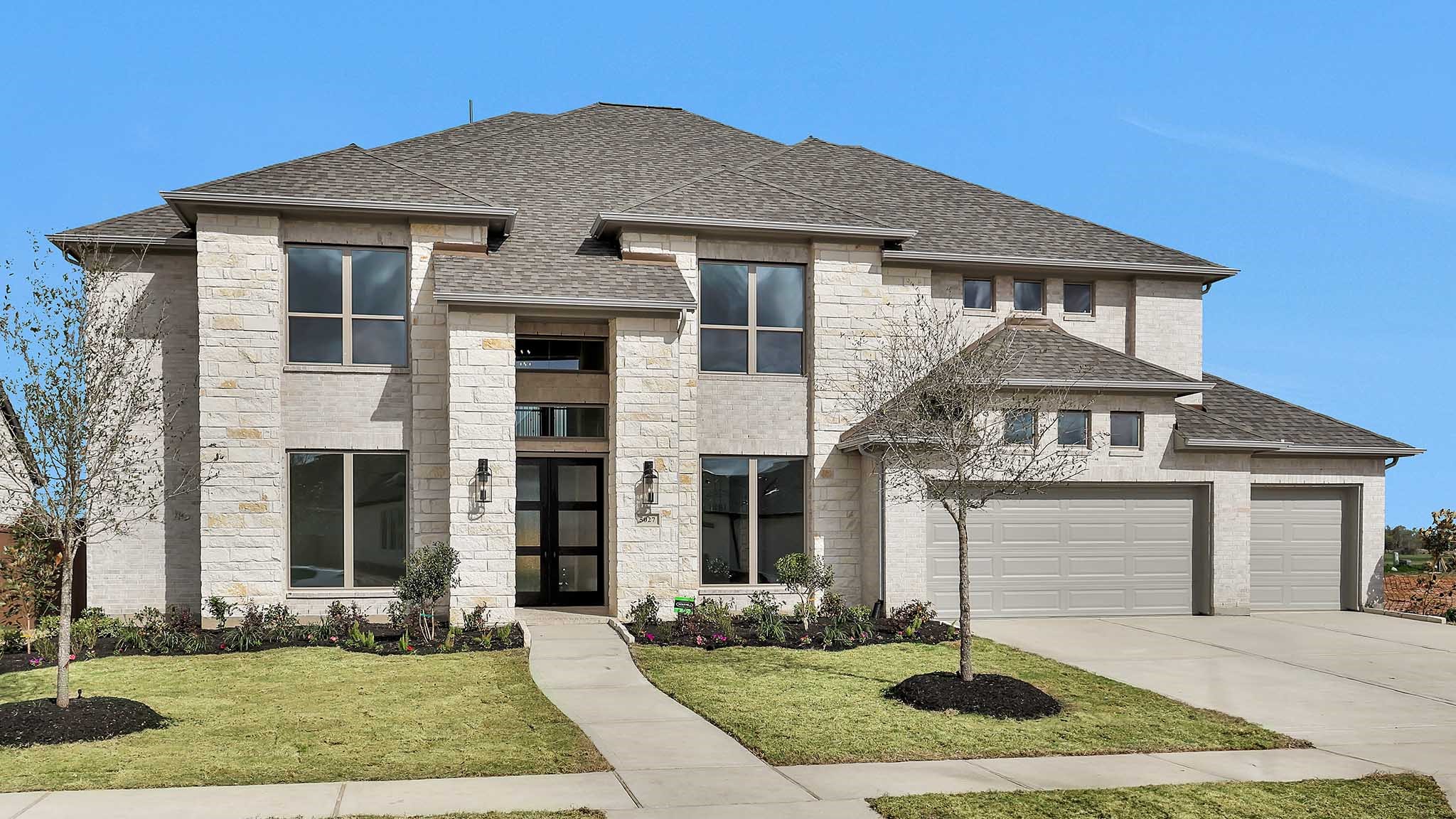 5027 Fountainhead Lane Property Photo