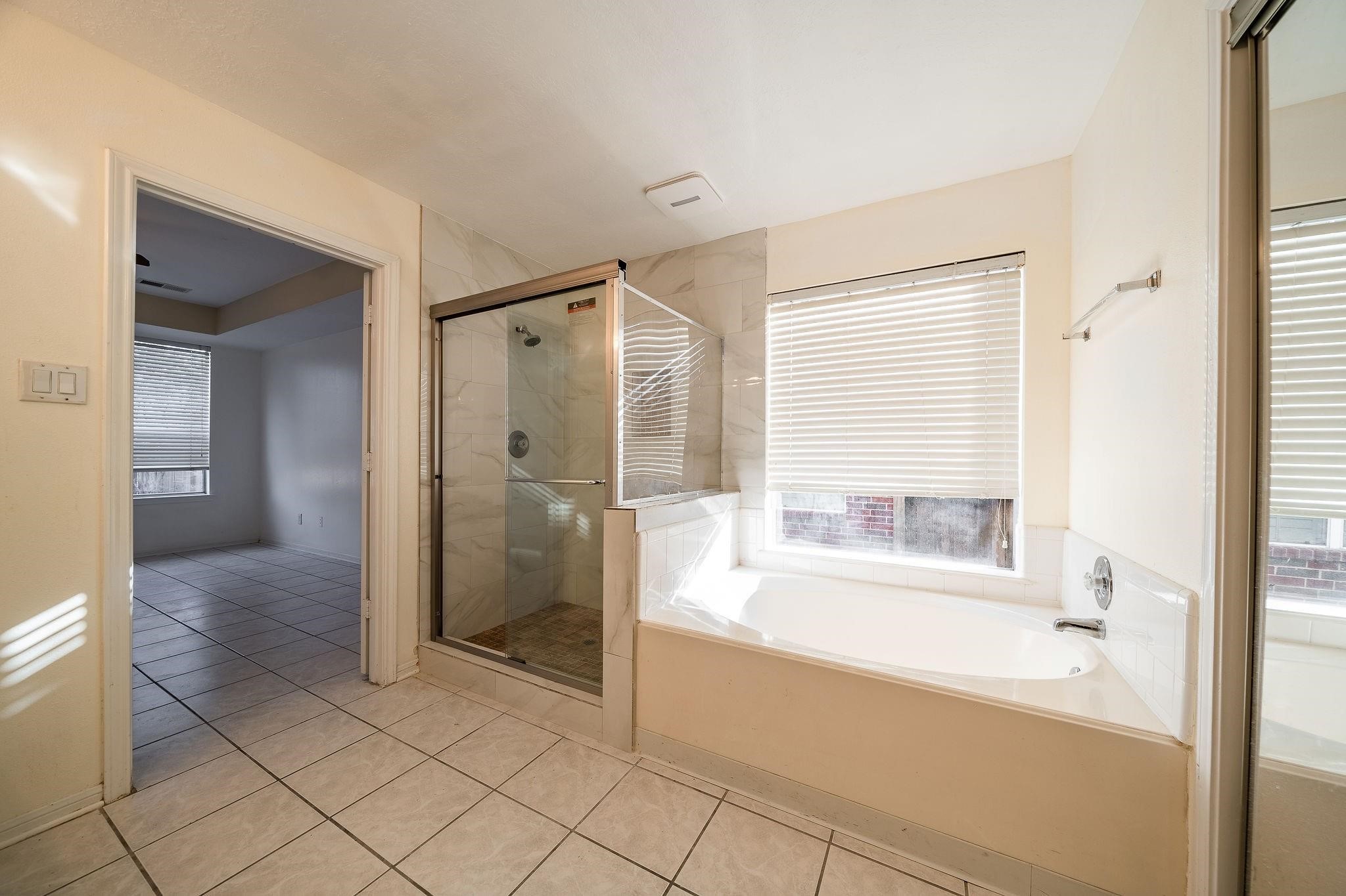 3627 Heritage Colony Drive Property Photo 18