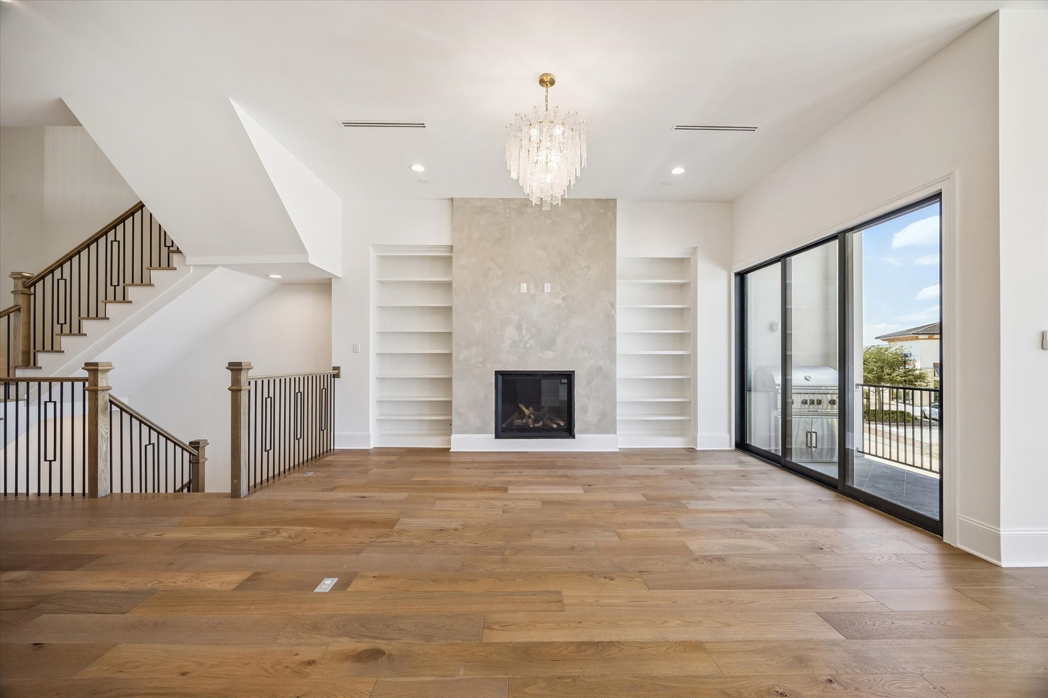 4623 Sunset Circle Property Photo 4