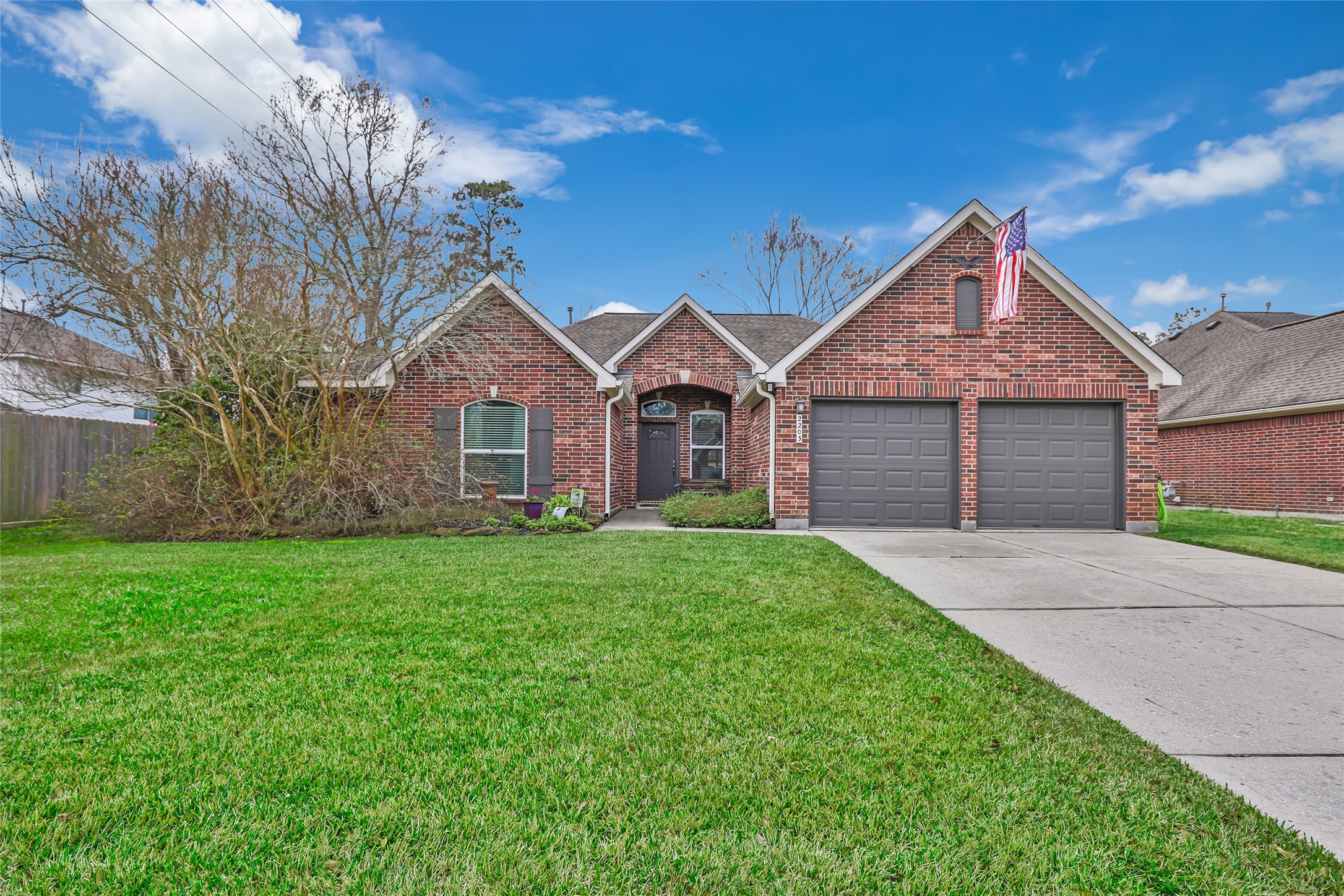 2203 Blossom Creek Drive Property Photo 1