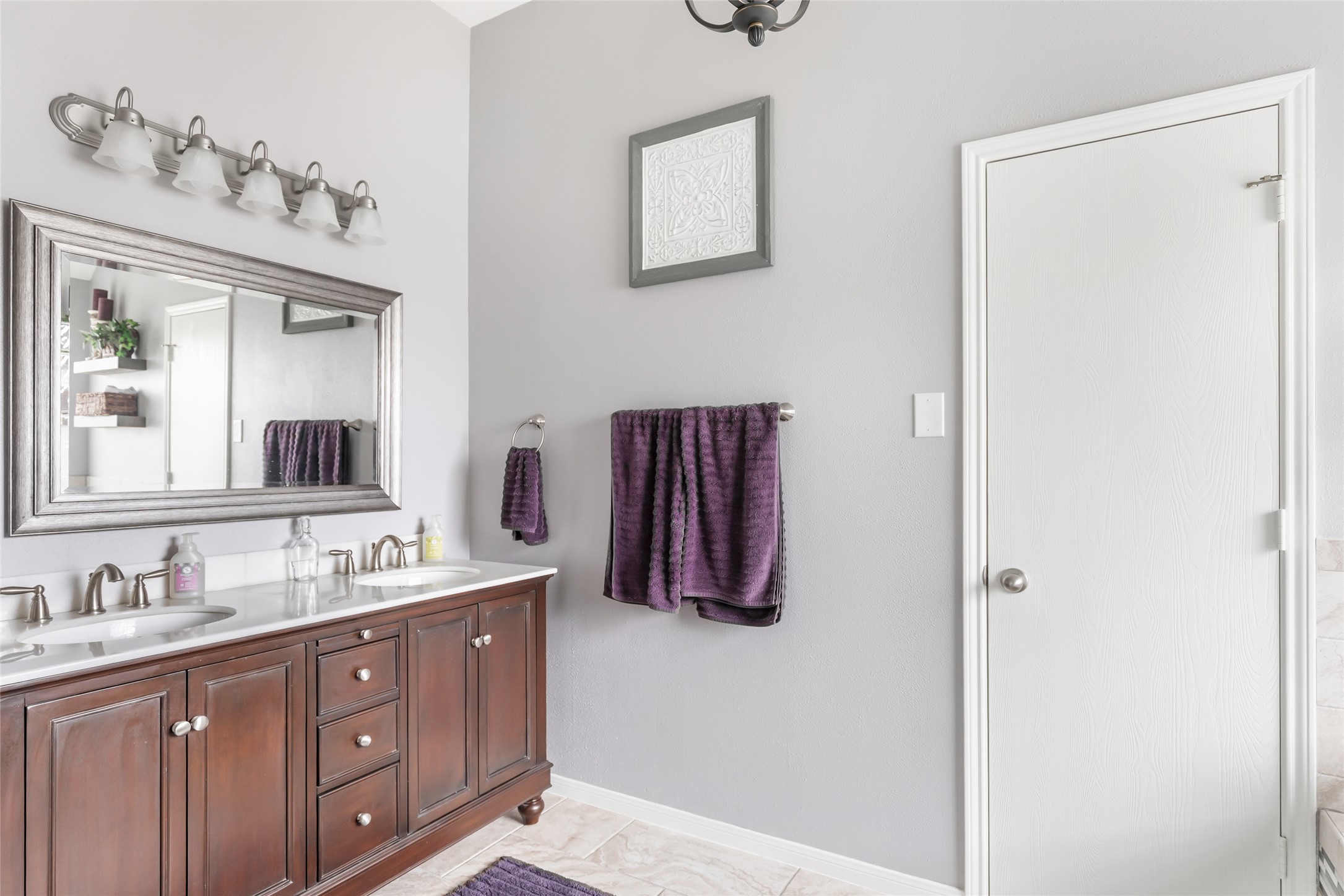 2203 Blossom Creek Drive Property Photo 12